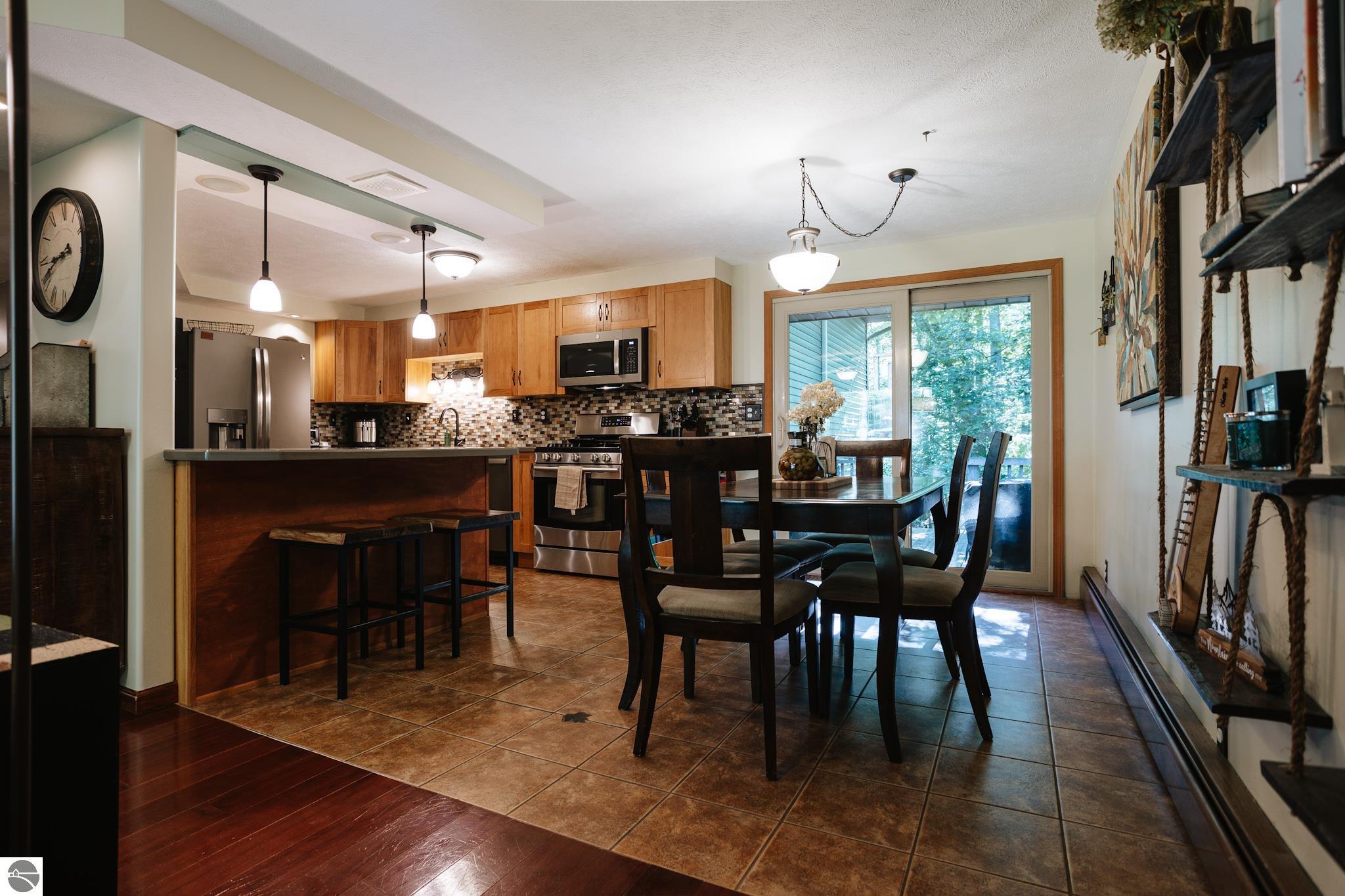 119 Peninsula Trail