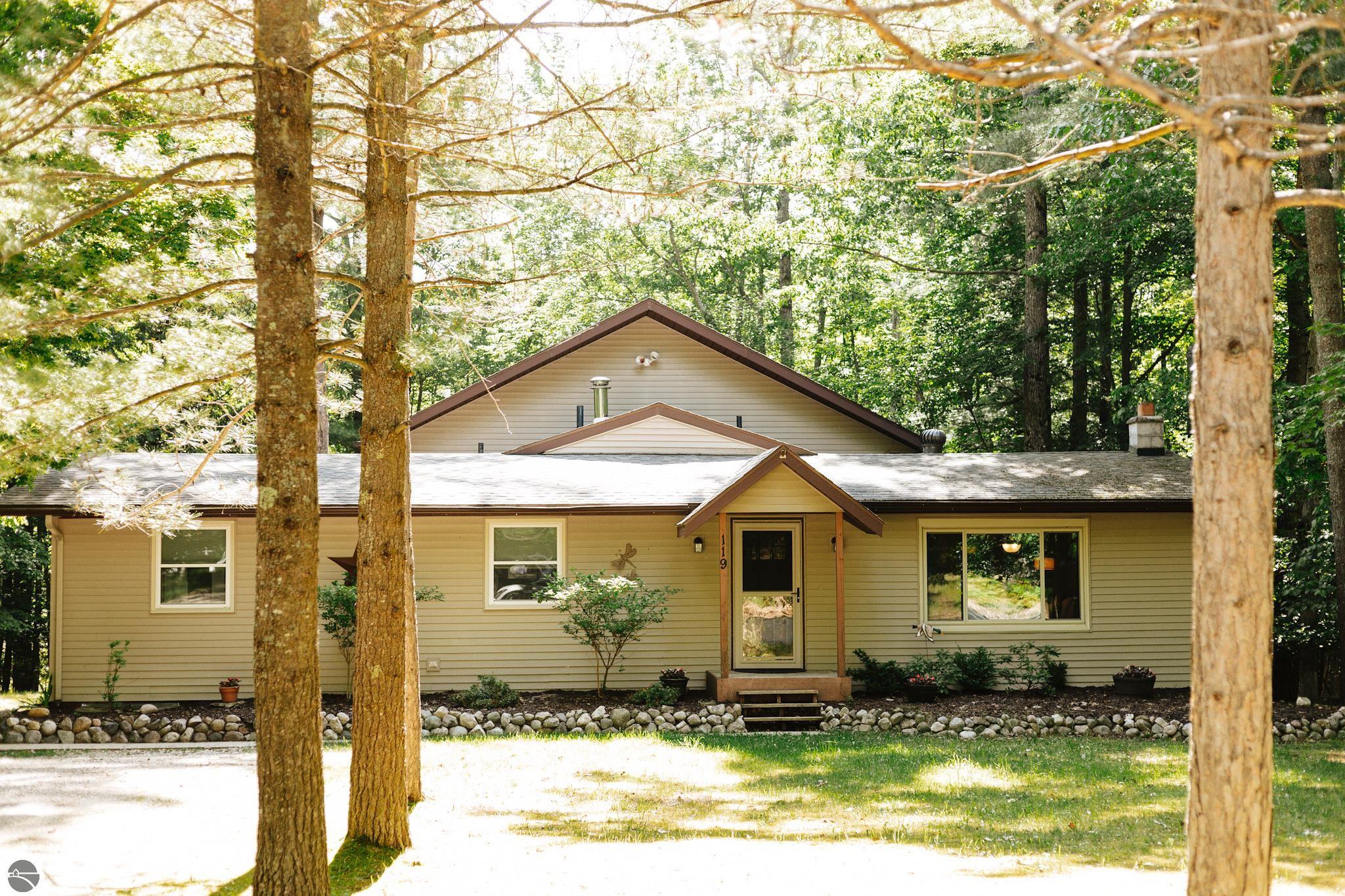 119 Peninsula Trail