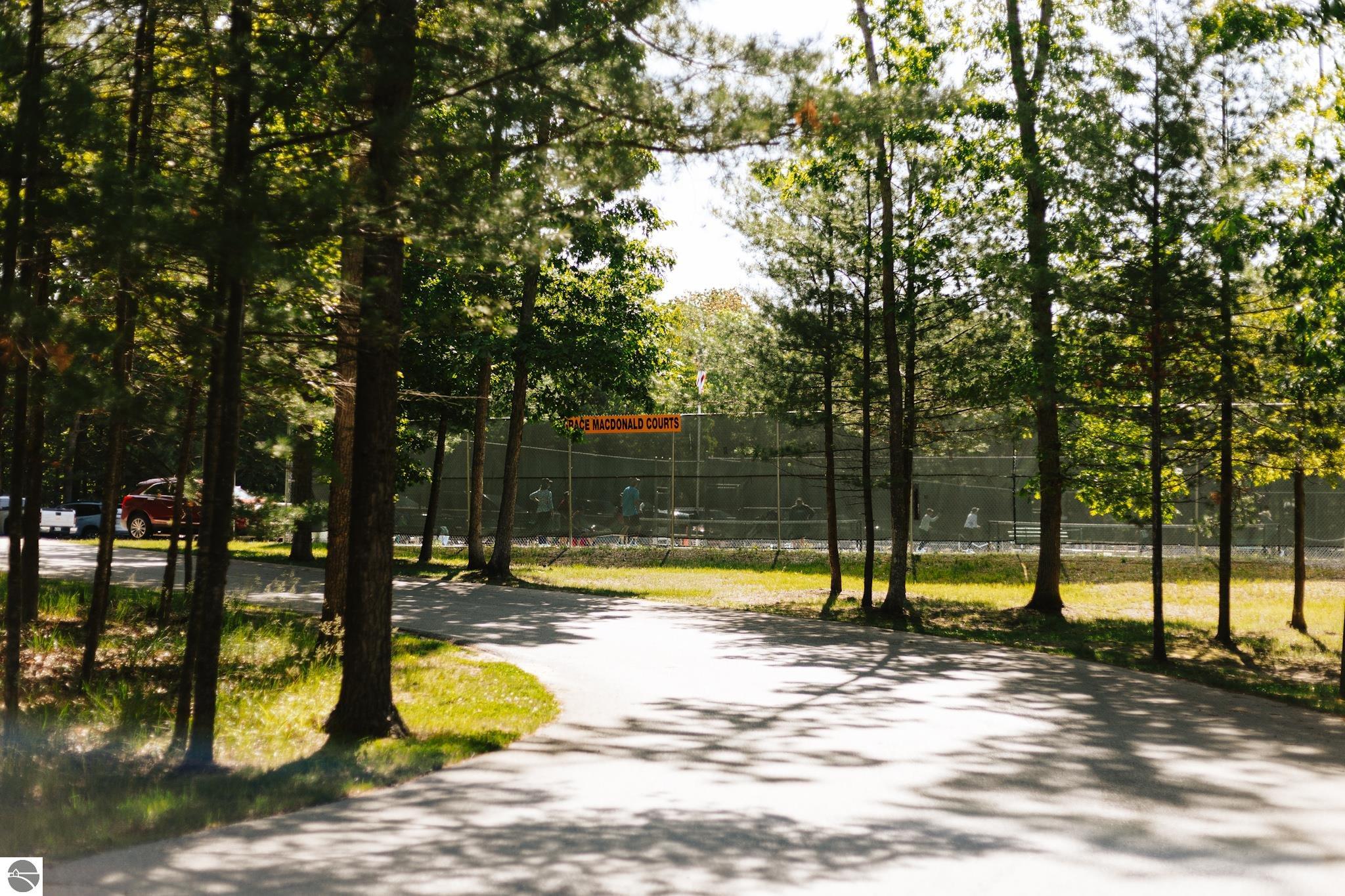 119 Peninsula Trail