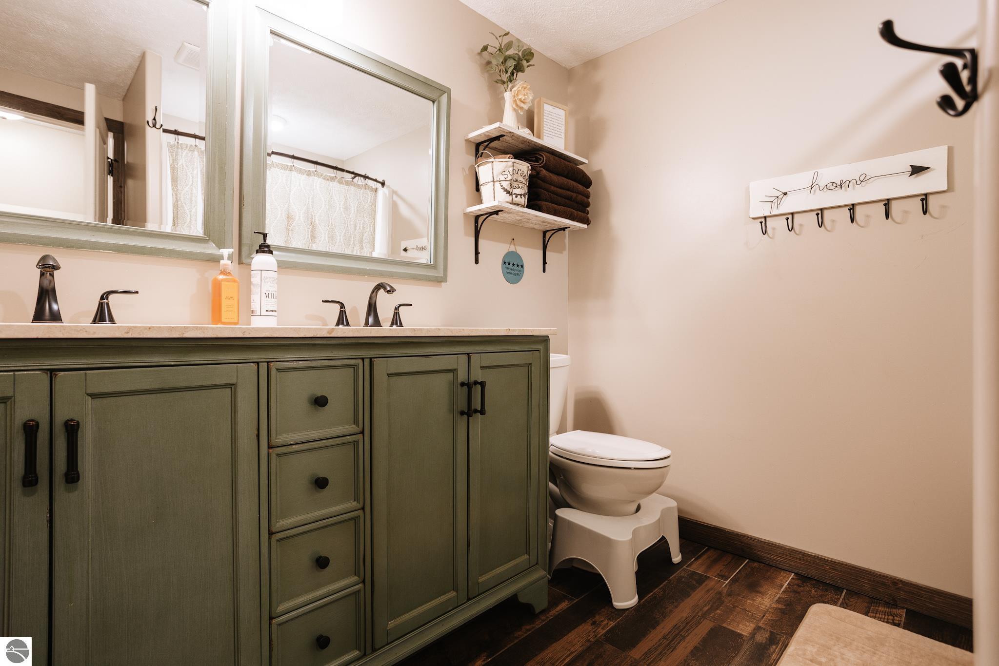 119 Peninsula Trail