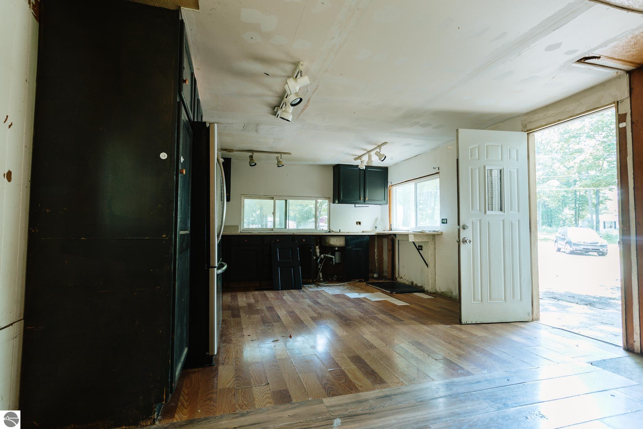 4726 Luanne Lane