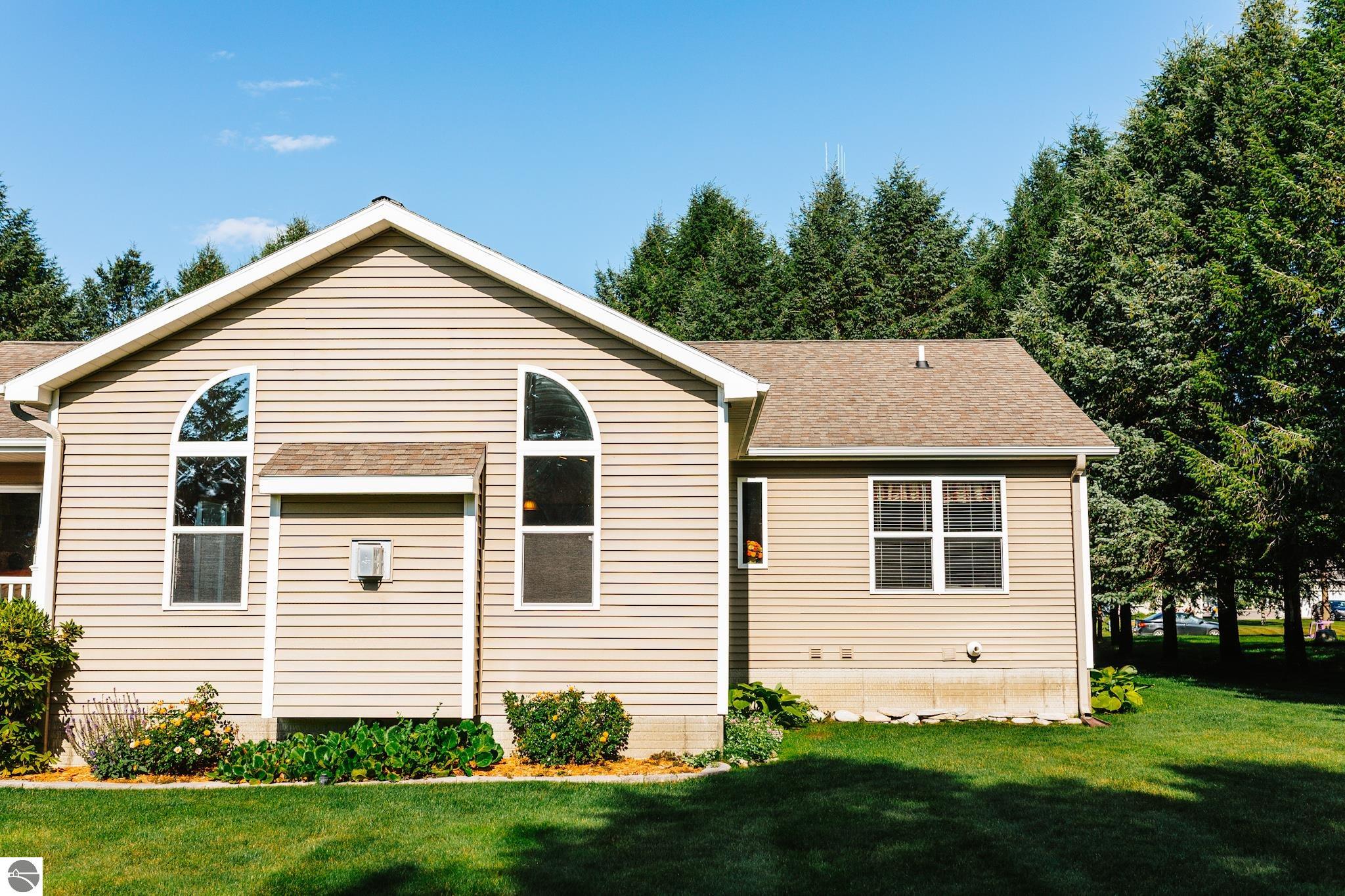 899 Francis Drive