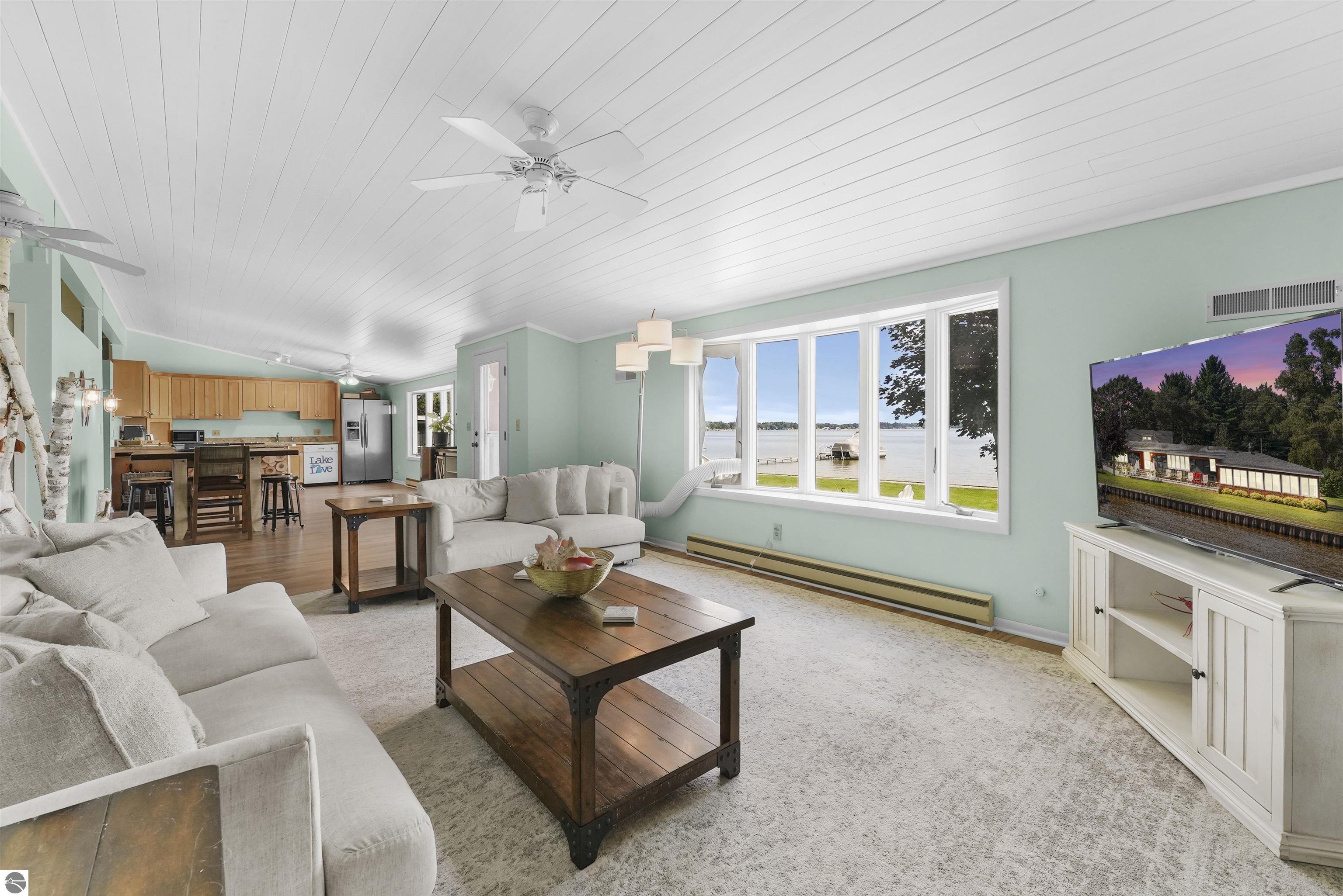 6563 W Northshore Drive