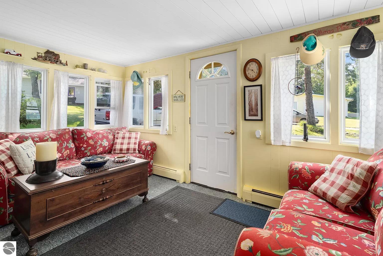 16314 Morningside