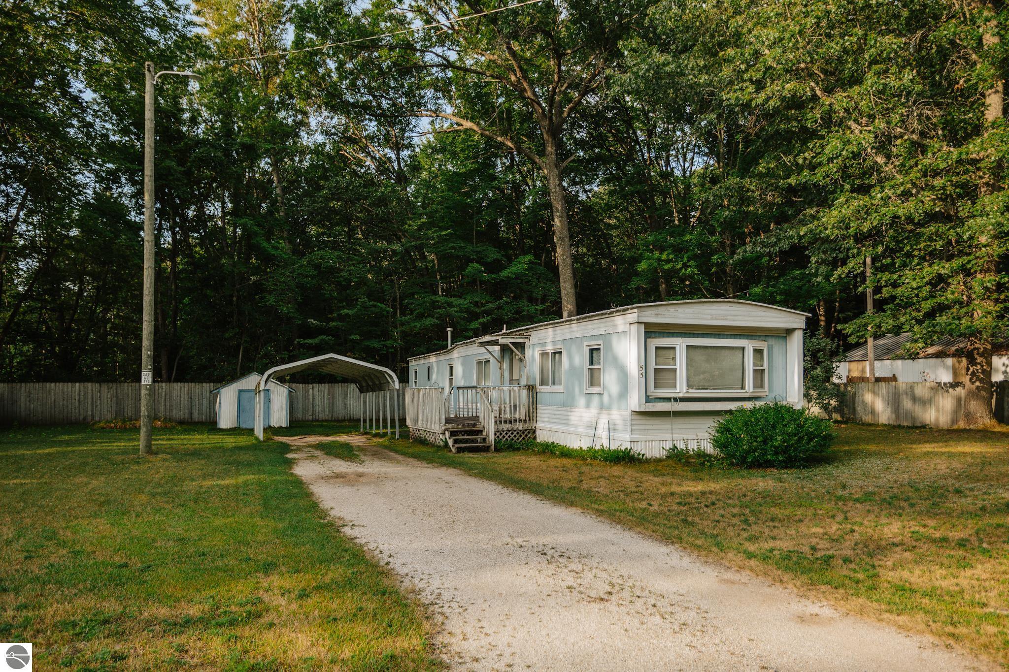 55 Holcomb Court