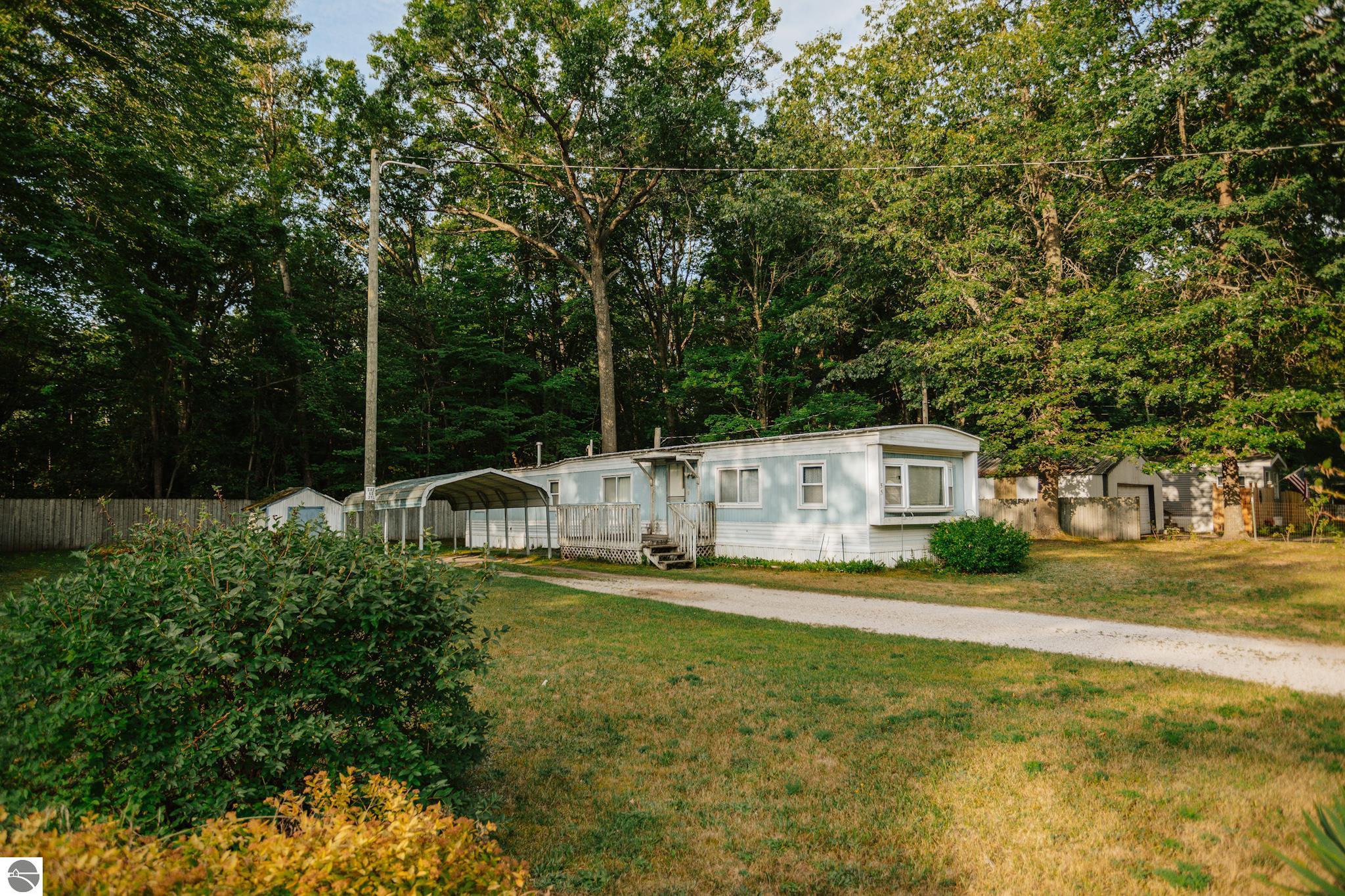 55 Holcomb Court