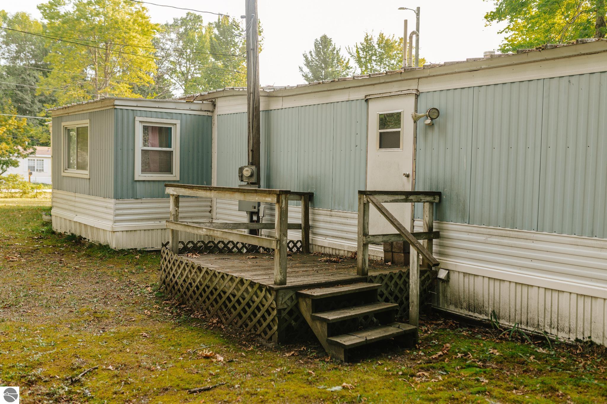 55 Holcomb Court