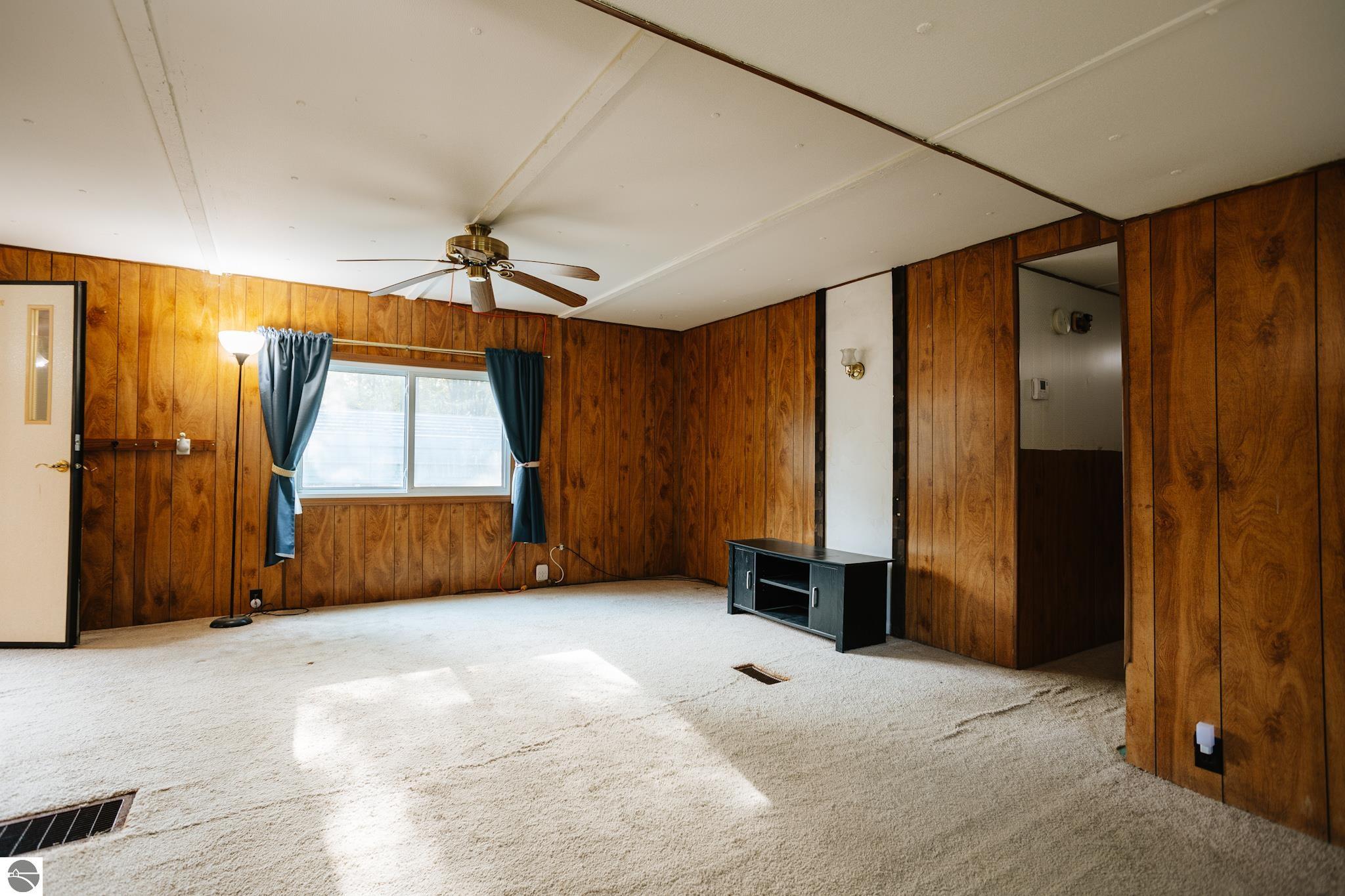 55 Holcomb Court
