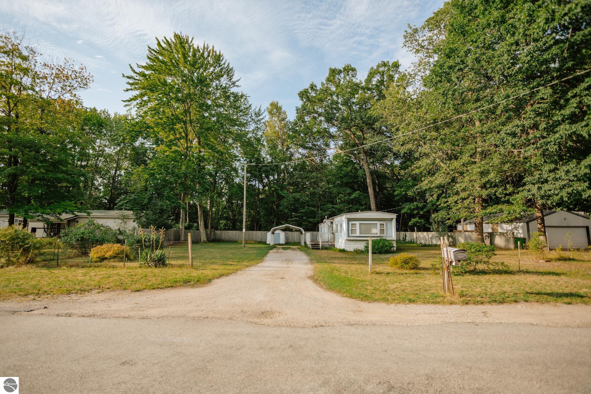 55 Holcomb Court