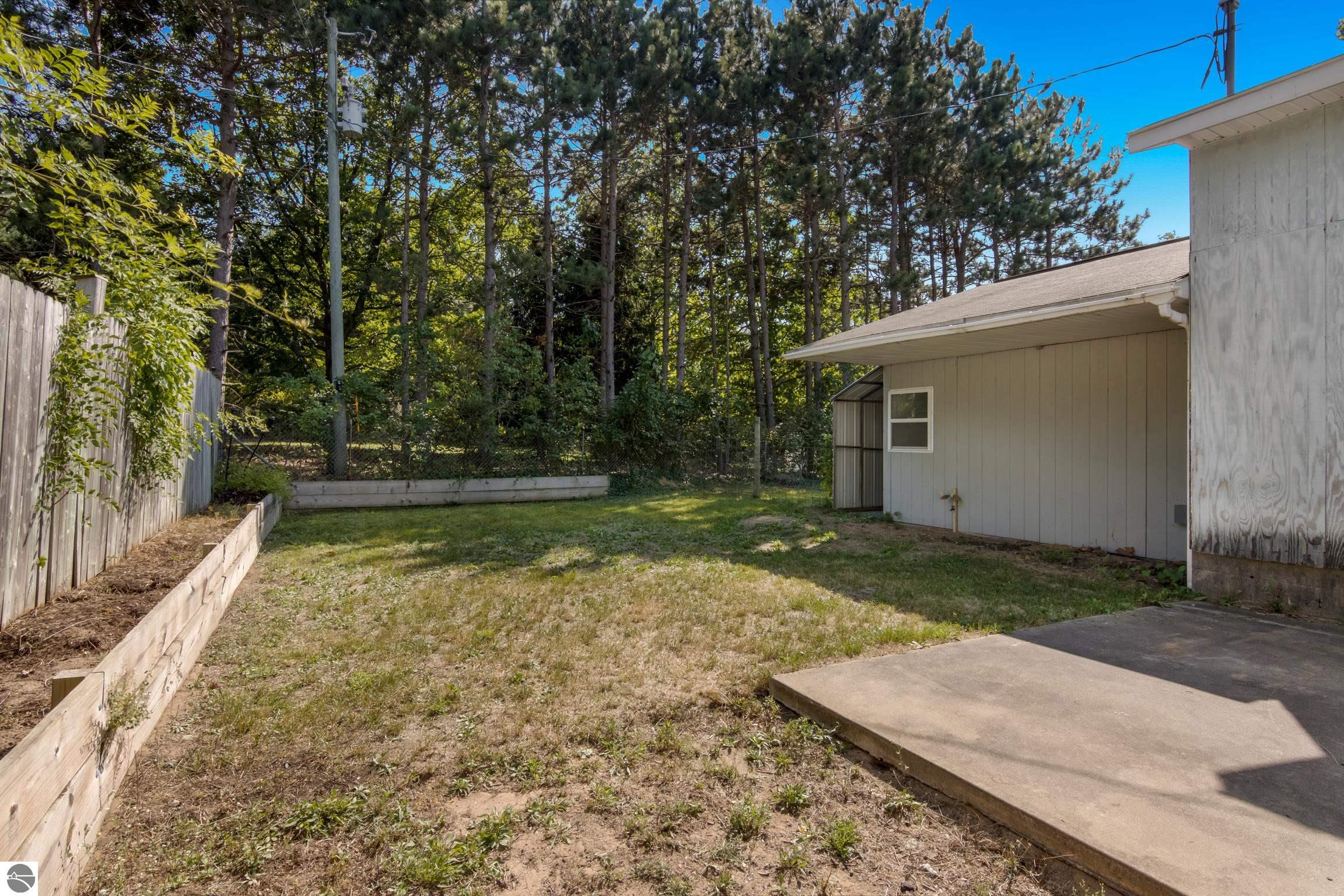 2800 Holiday Road