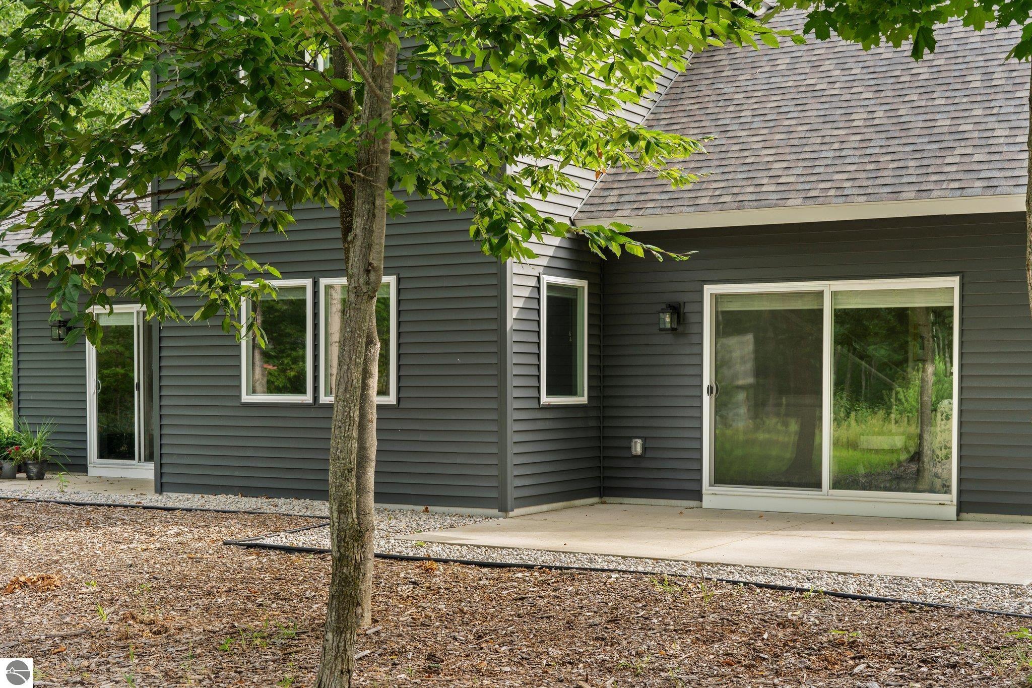 2145 Arbutus Pointe Drive