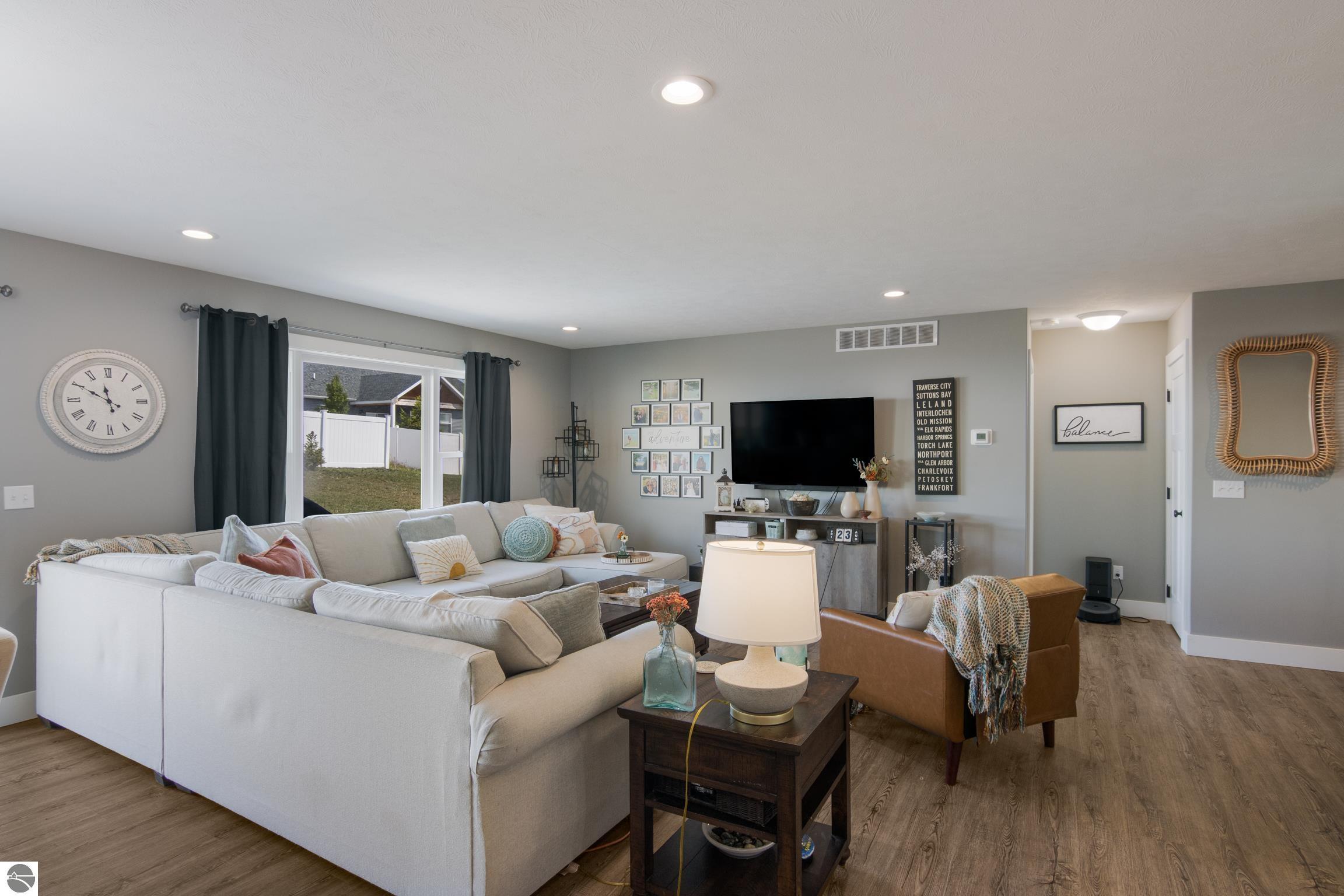 5314 Ravenhurst Drive