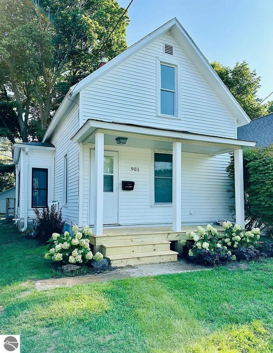 901 7th Street