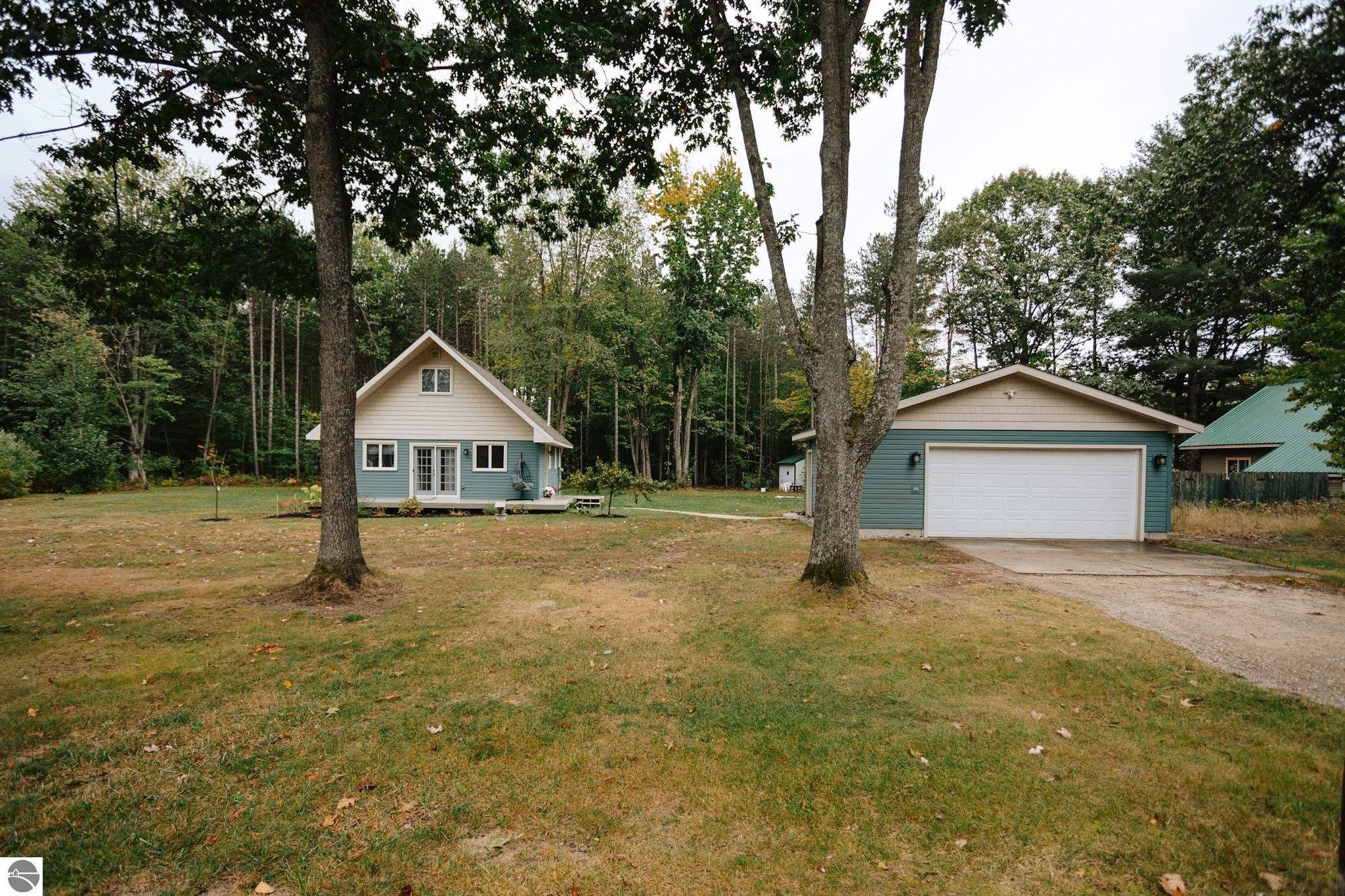 2152 NE Timber Trail