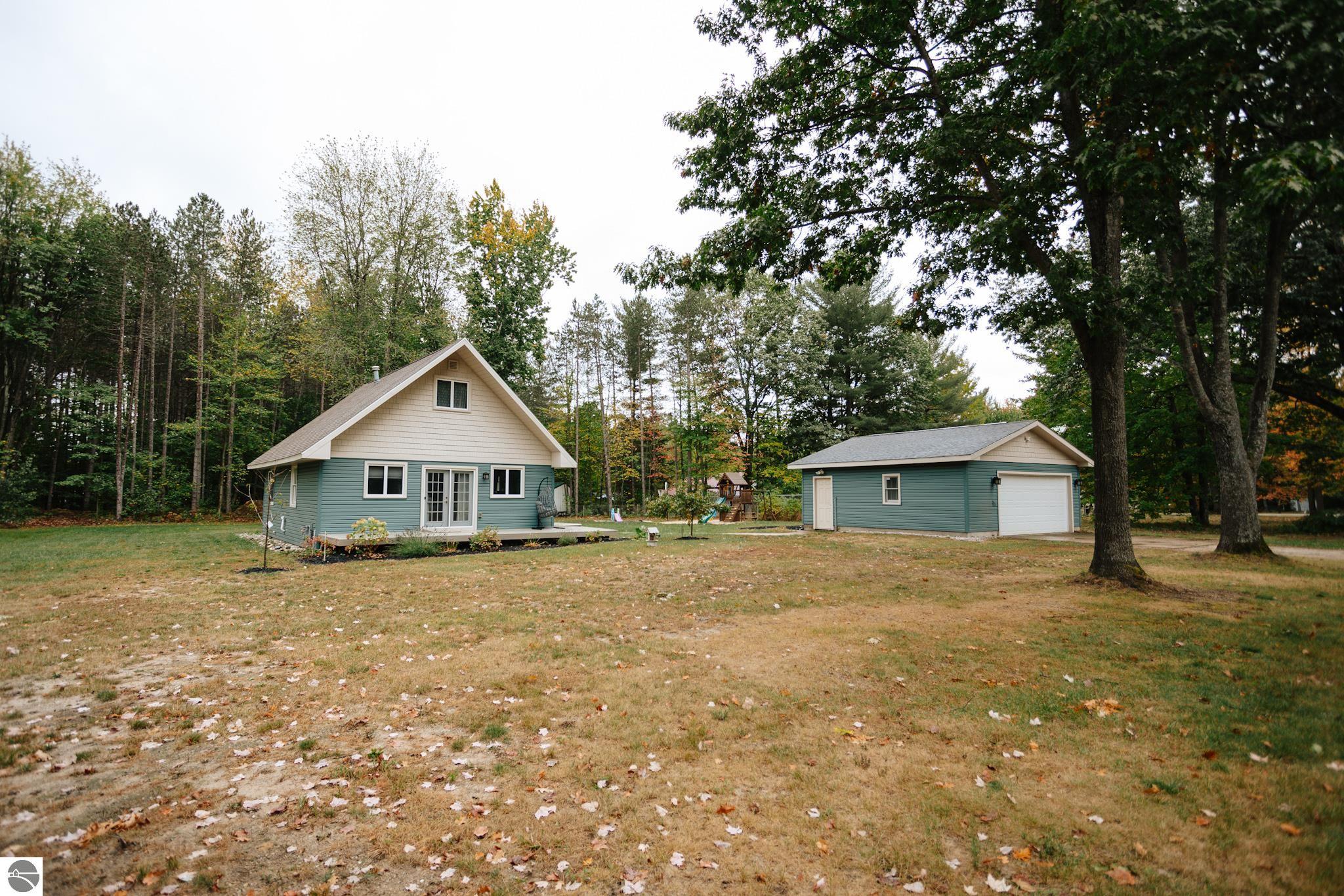 2152 NE Timber Trail