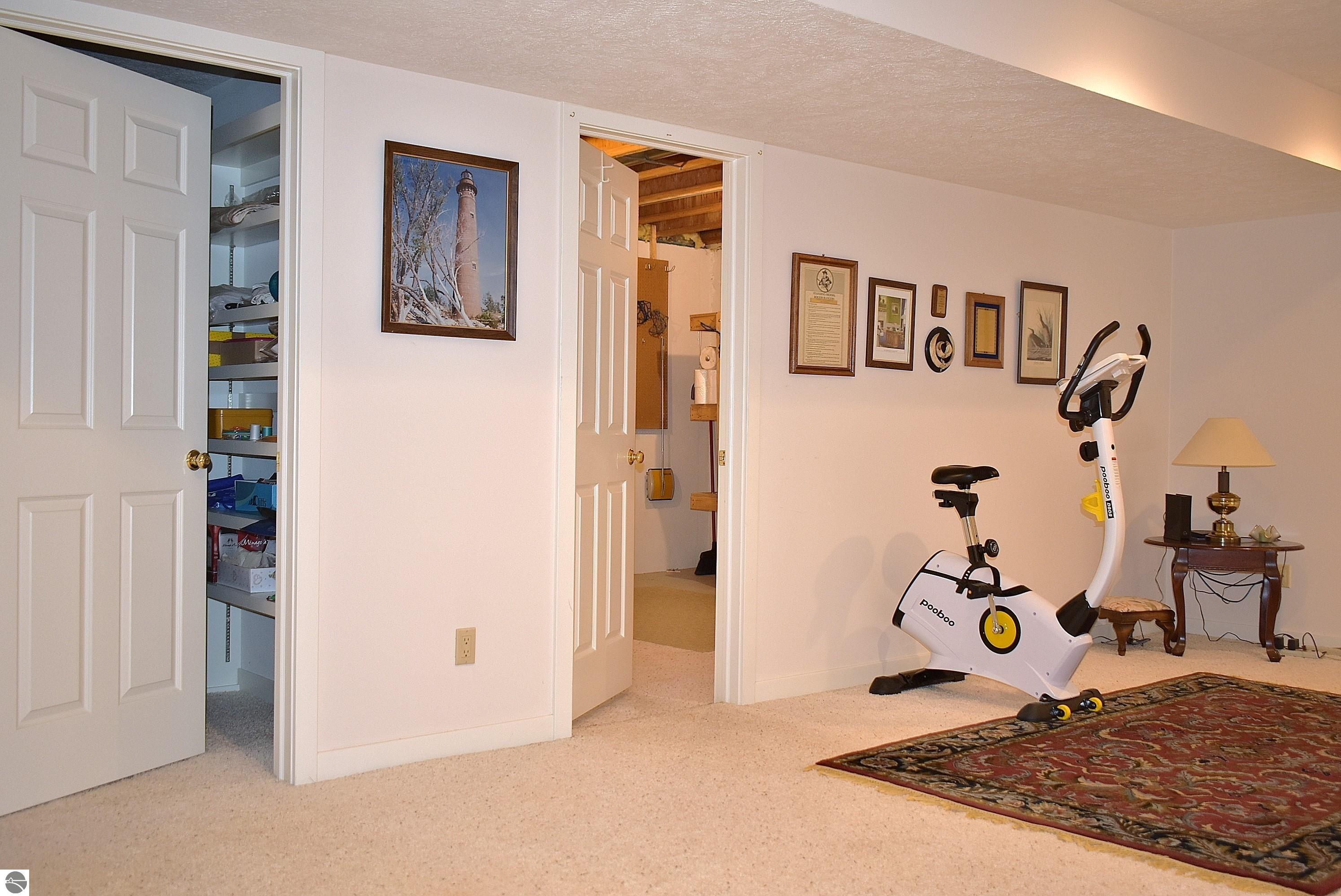 6592 Mission Ridge # 86