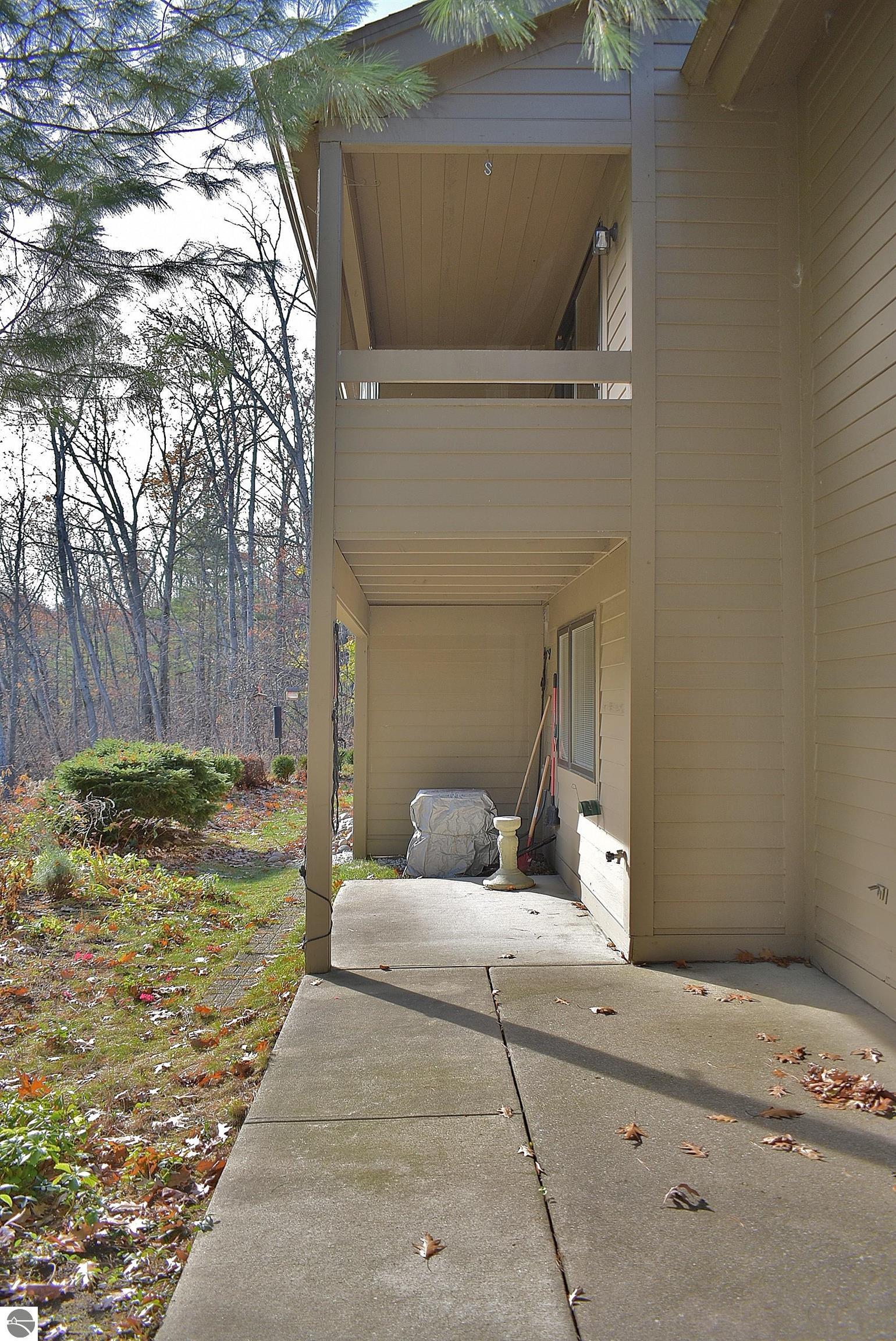 6592 Mission Ridge # 86