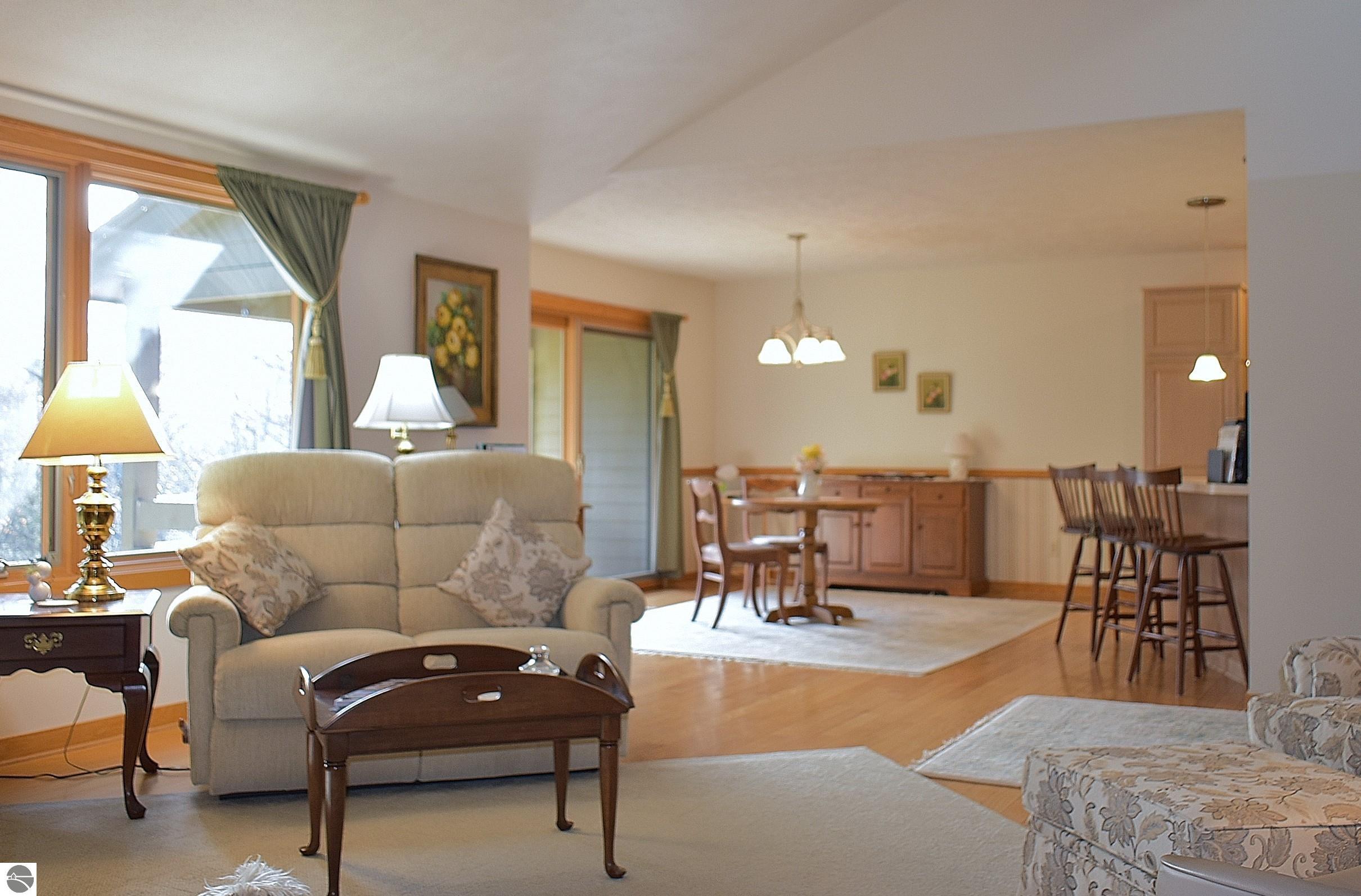 6592 Mission Ridge # 86