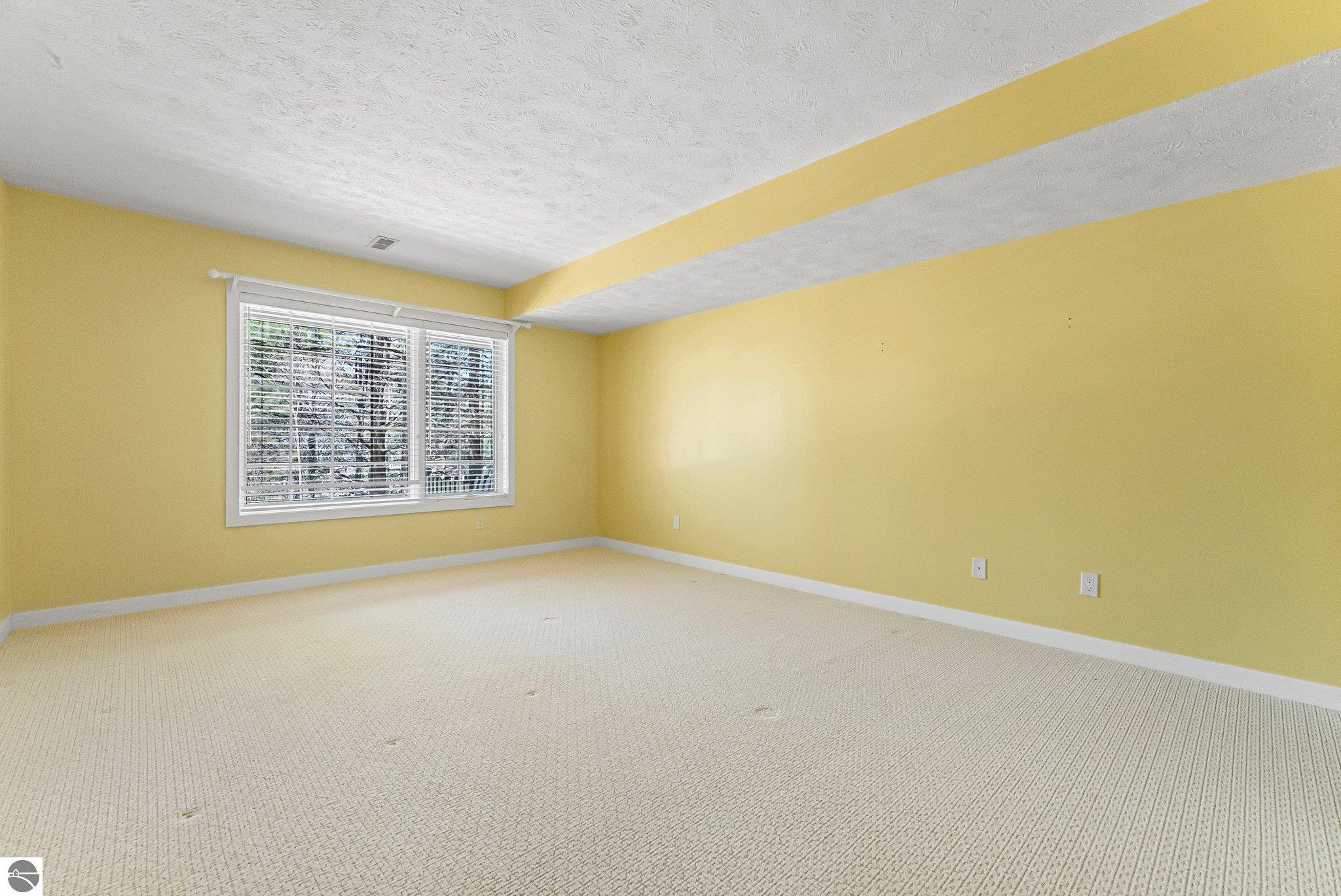 6515 Mission Ridge