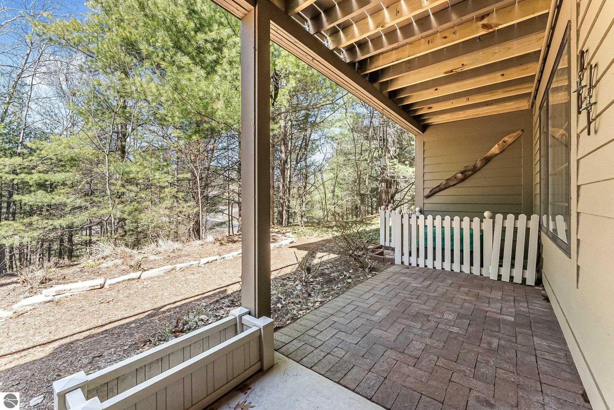 6515 Mission Ridge