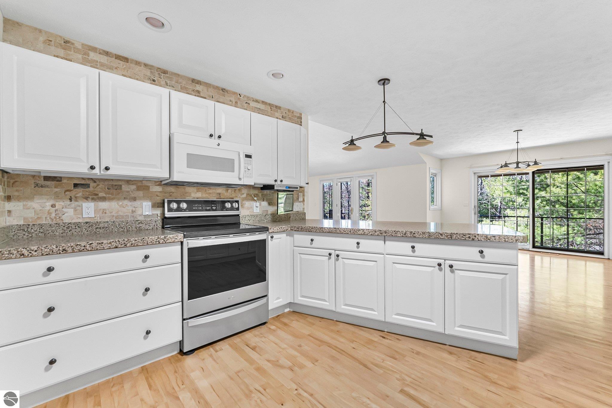 6515 Mission Ridge