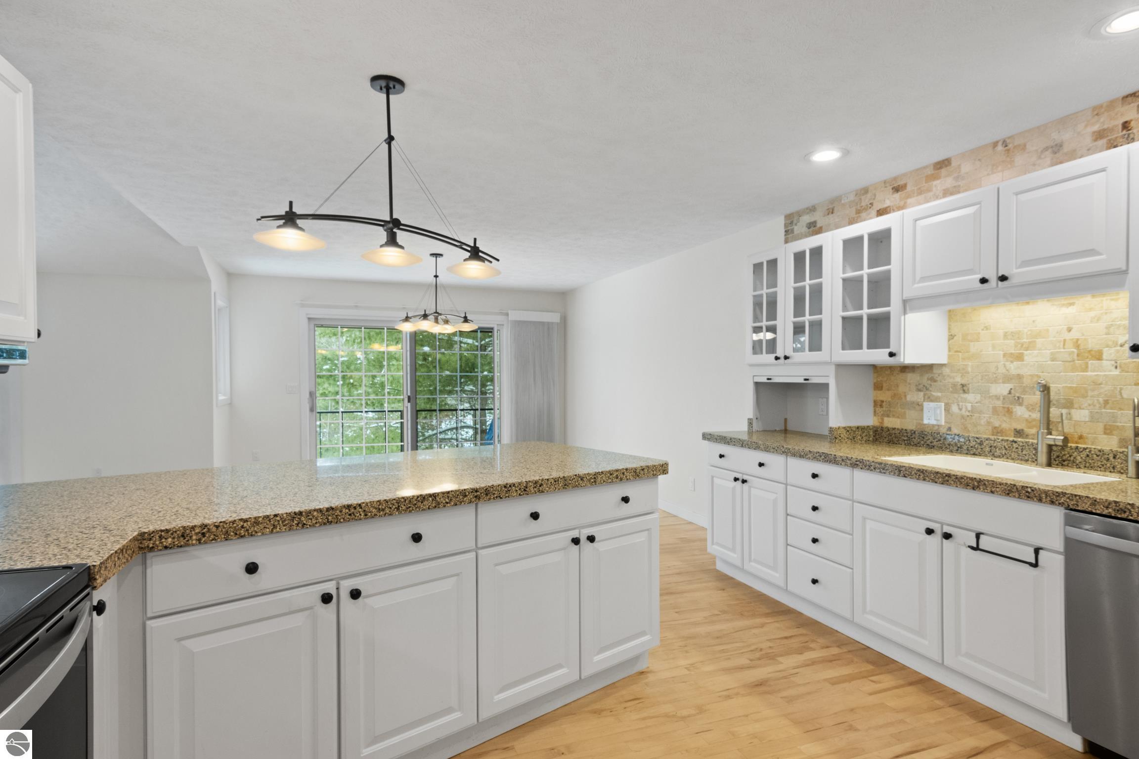 6515 Mission Ridge