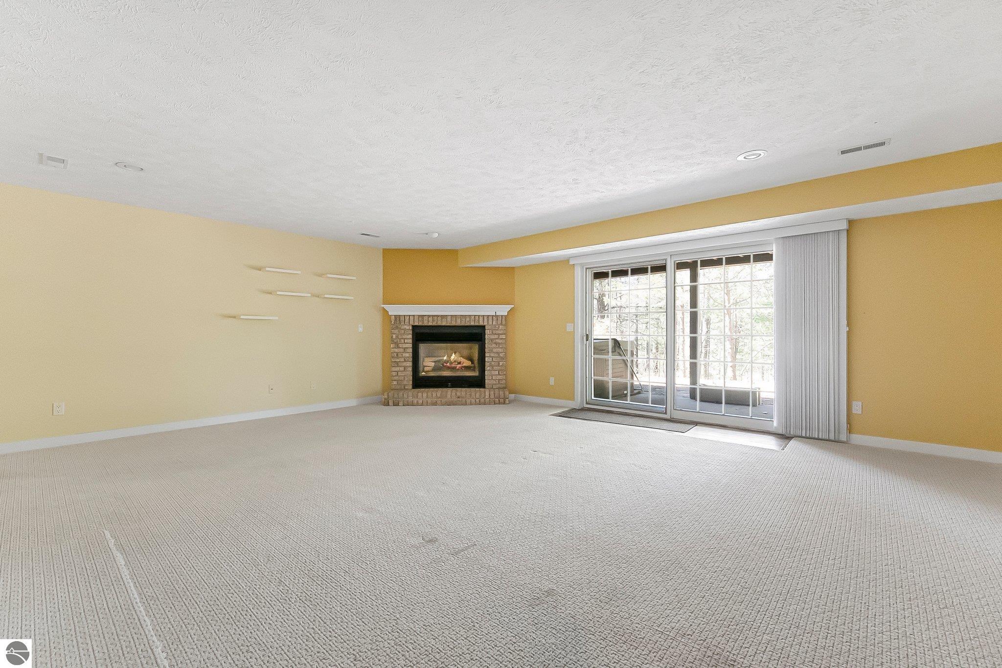6515 Mission Ridge