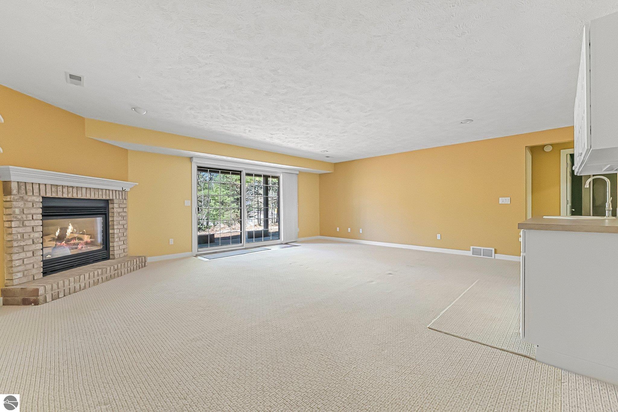 6515 Mission Ridge