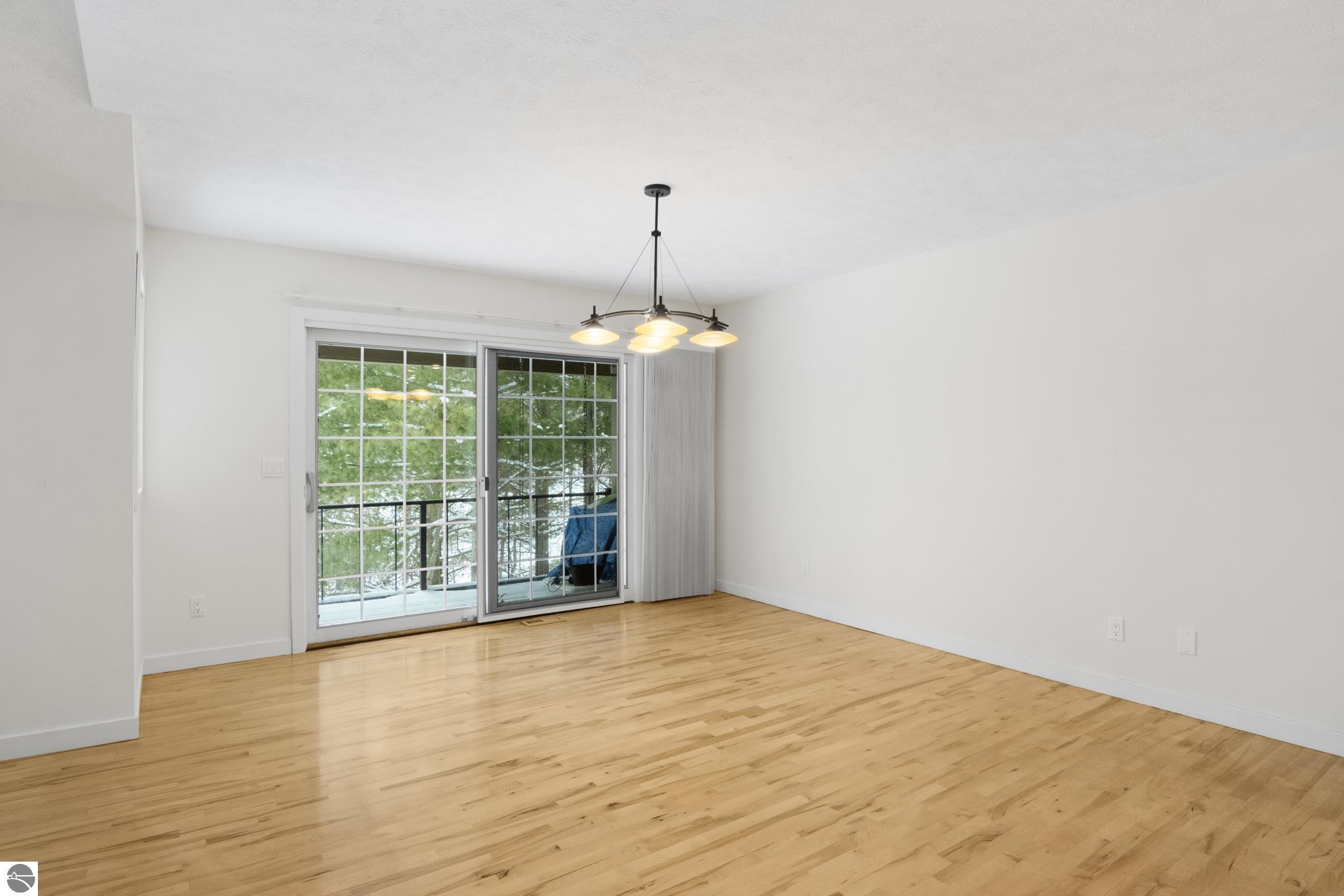 6515 Mission Ridge