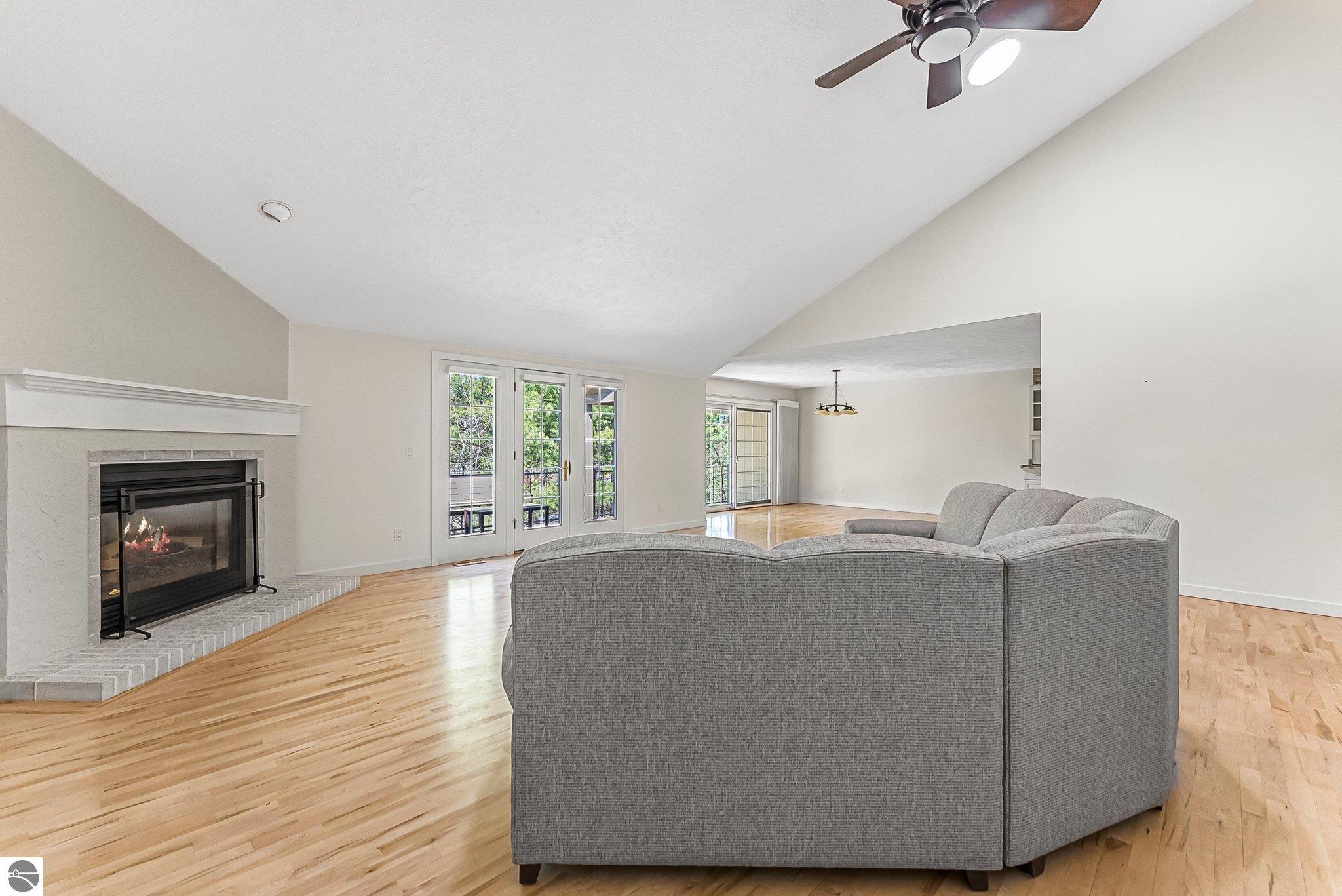 6515 Mission Ridge