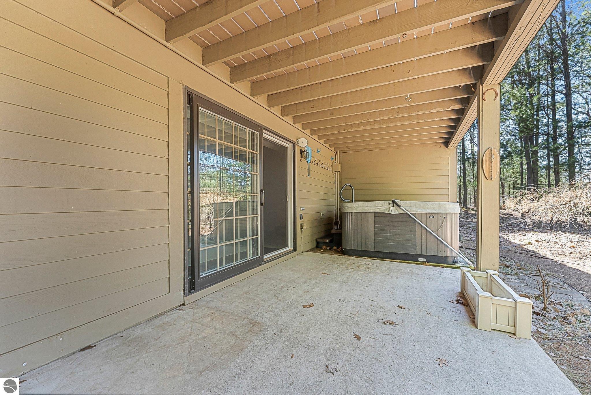 6515 Mission Ridge
