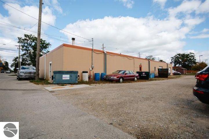 114 E Griffin Street