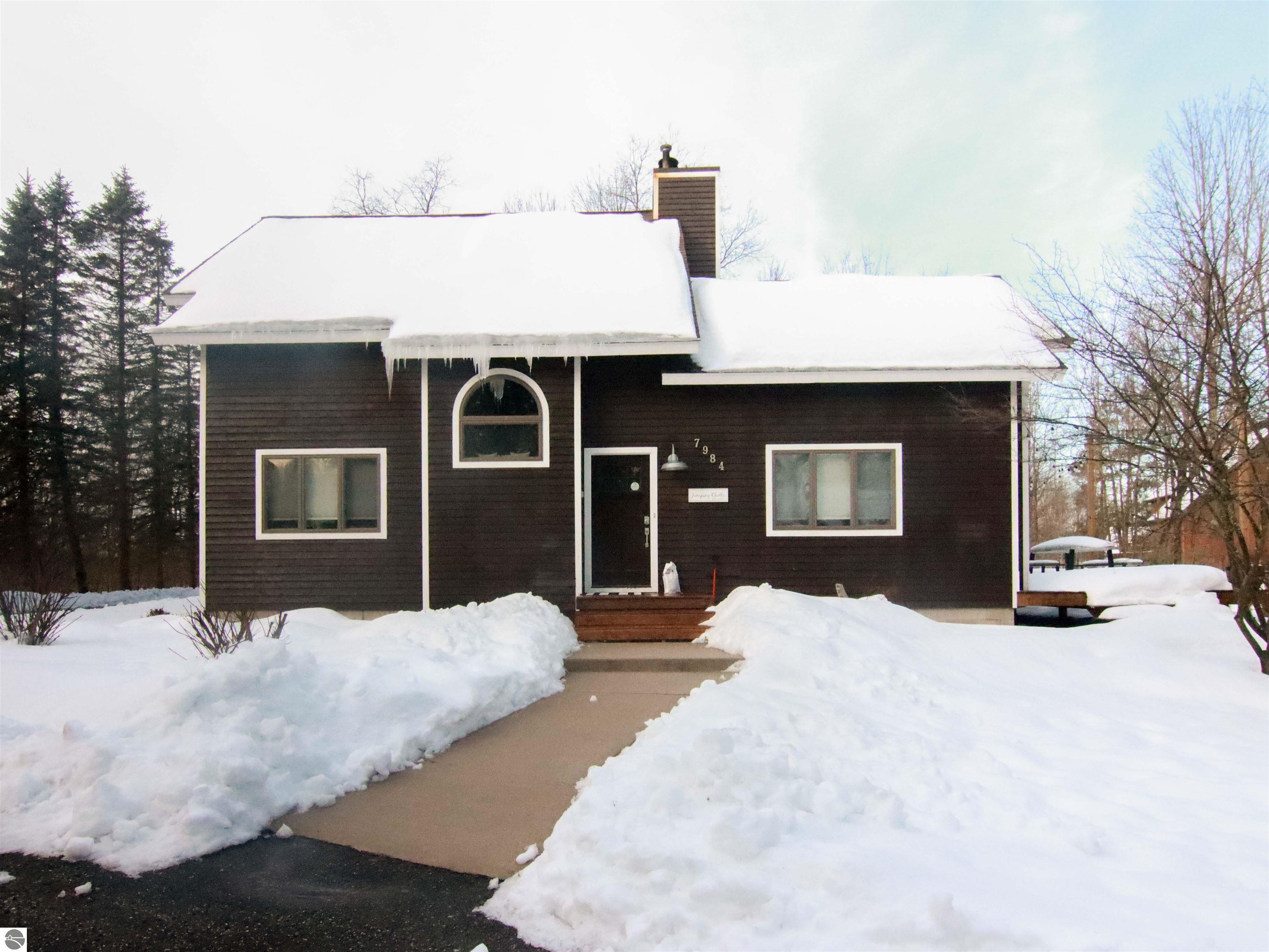 7984 Ontonagon Court