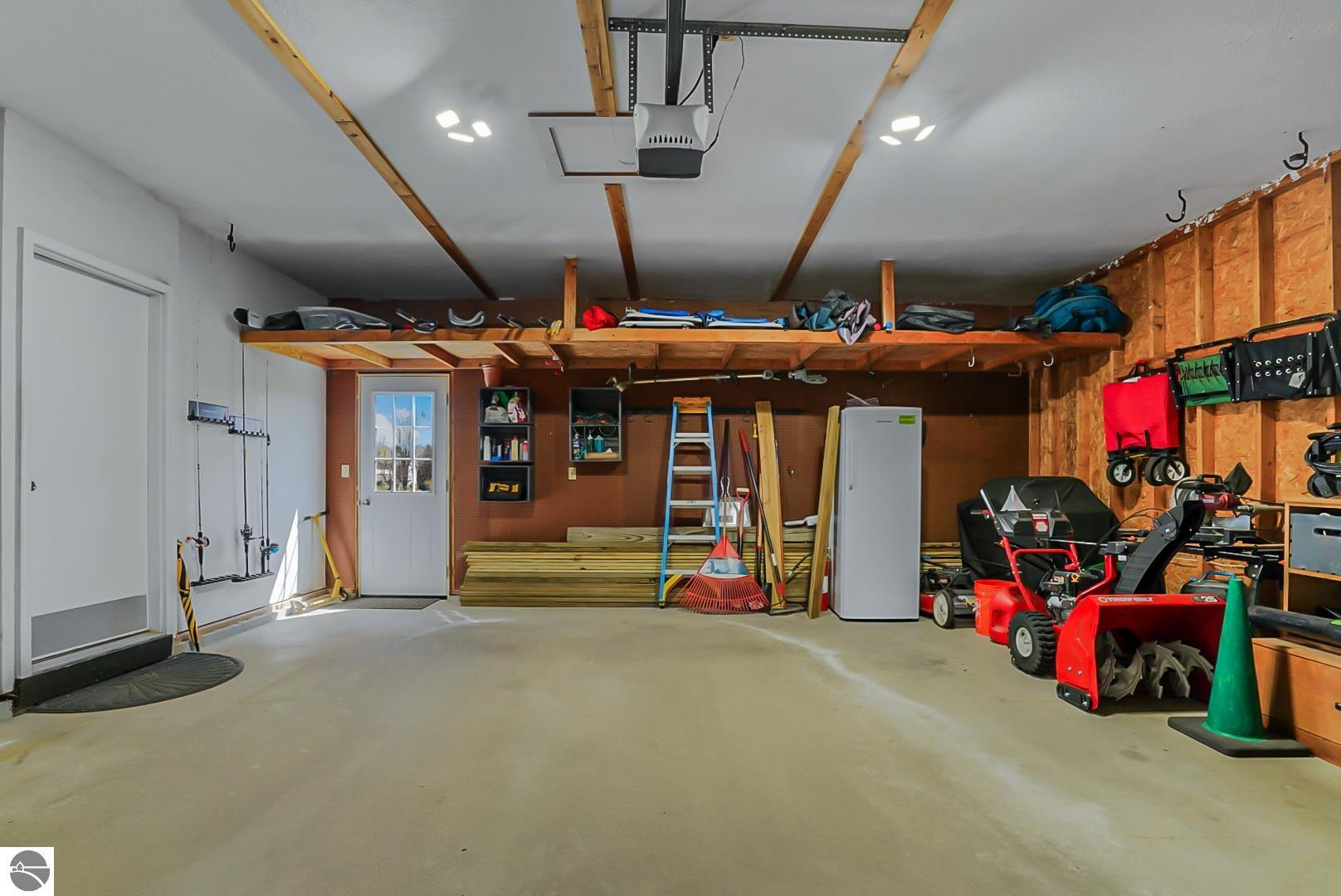 1376 Farmington Drive
