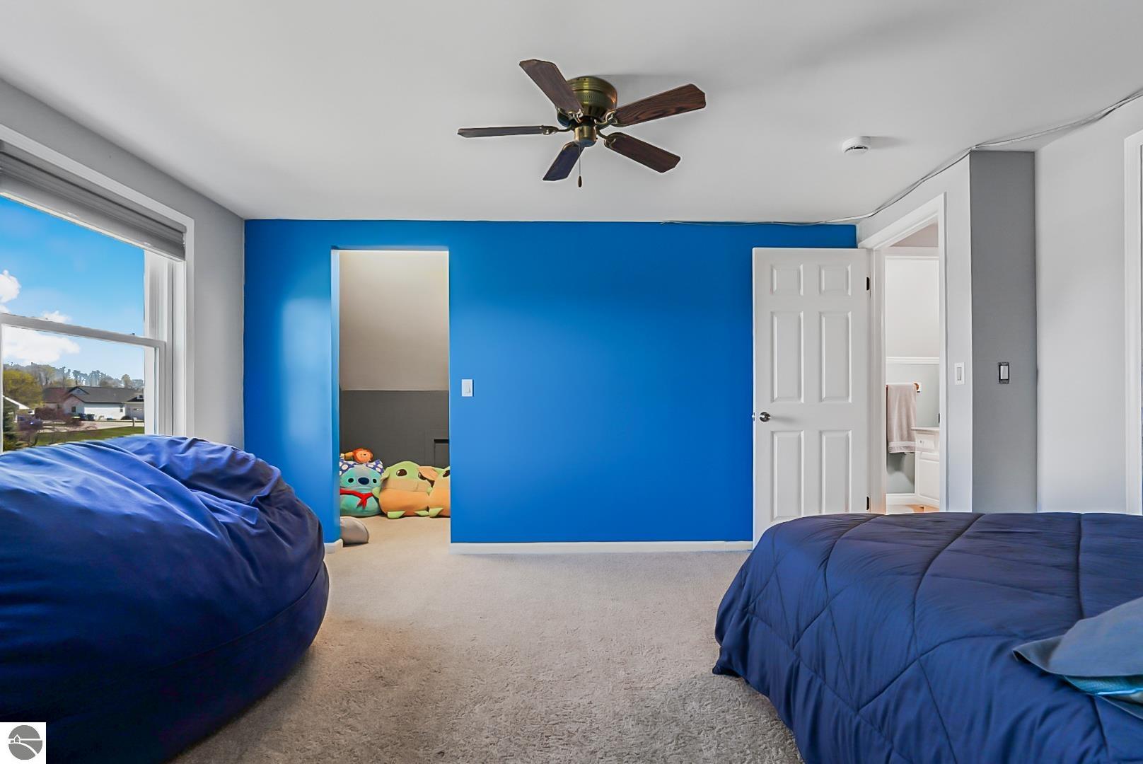 1376 Farmington Drive