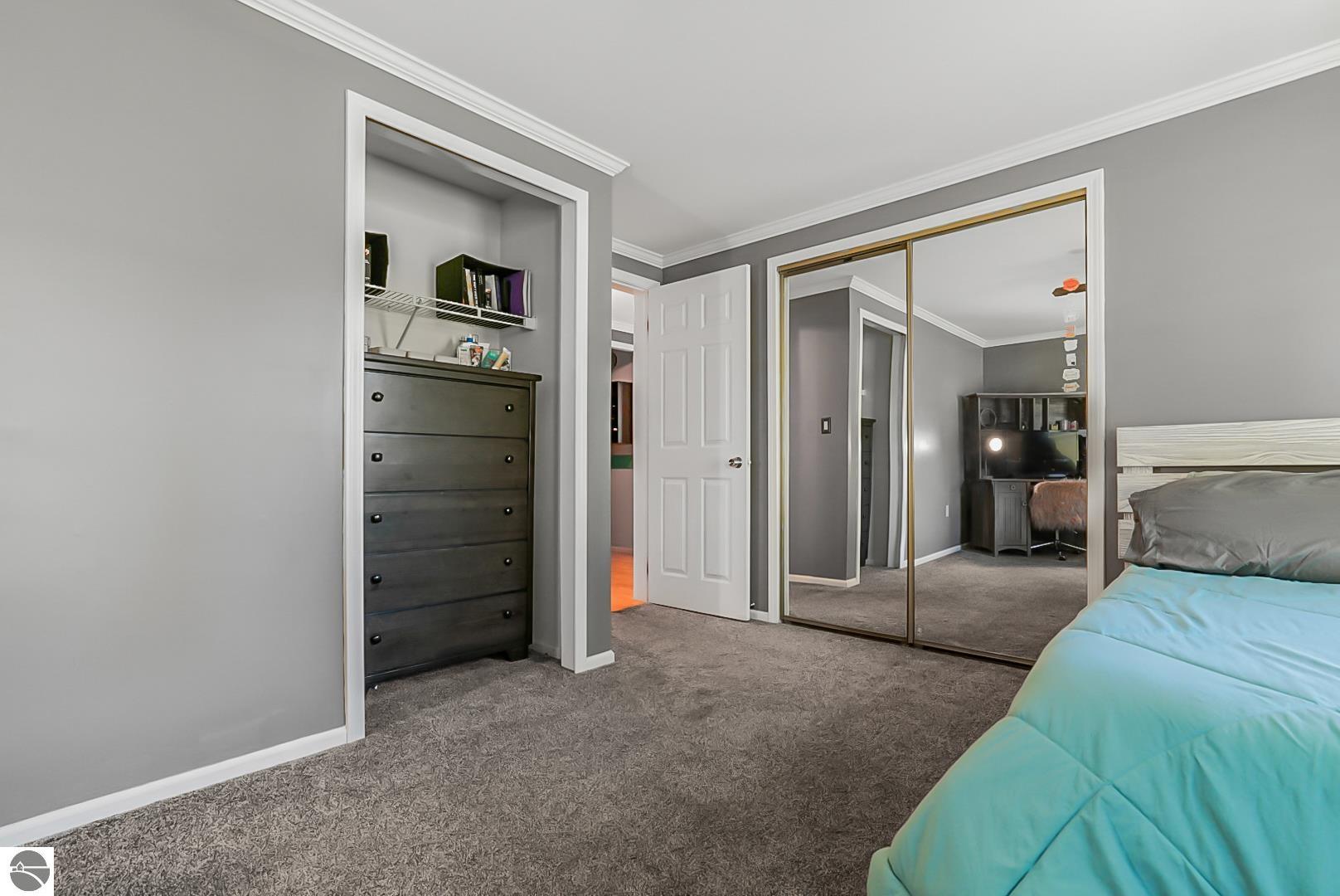 1376 Farmington Drive