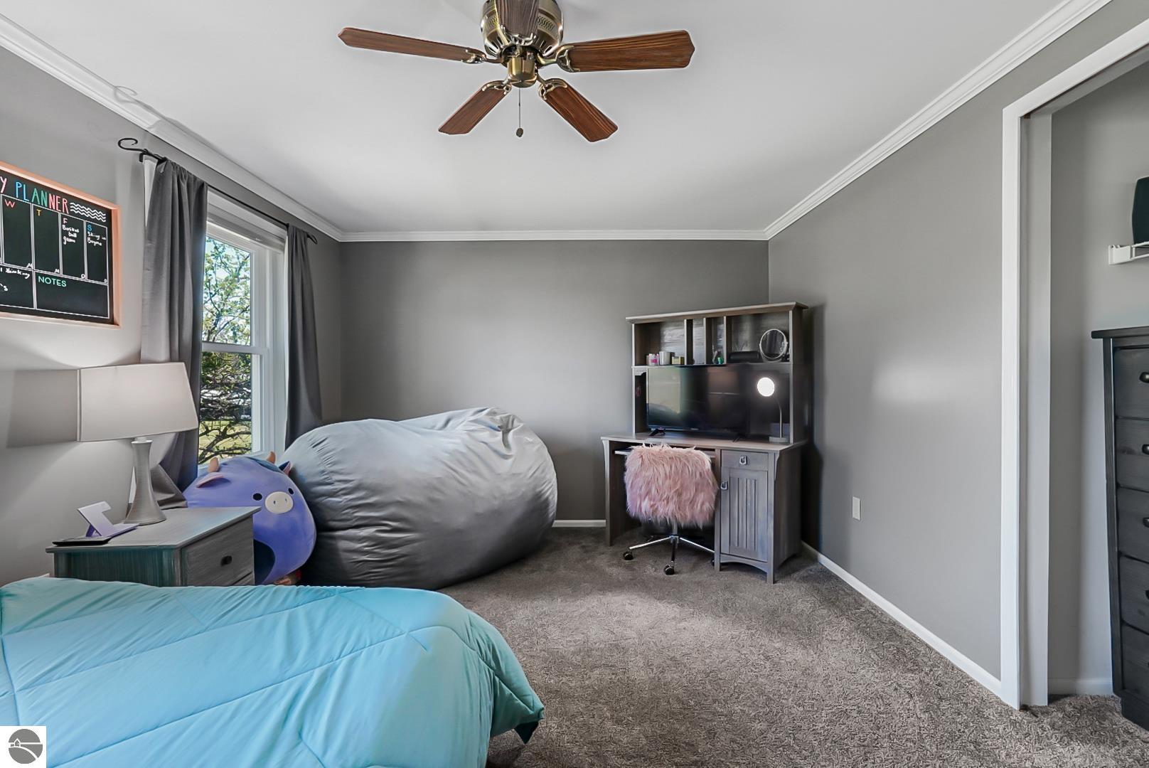 1376 Farmington Drive