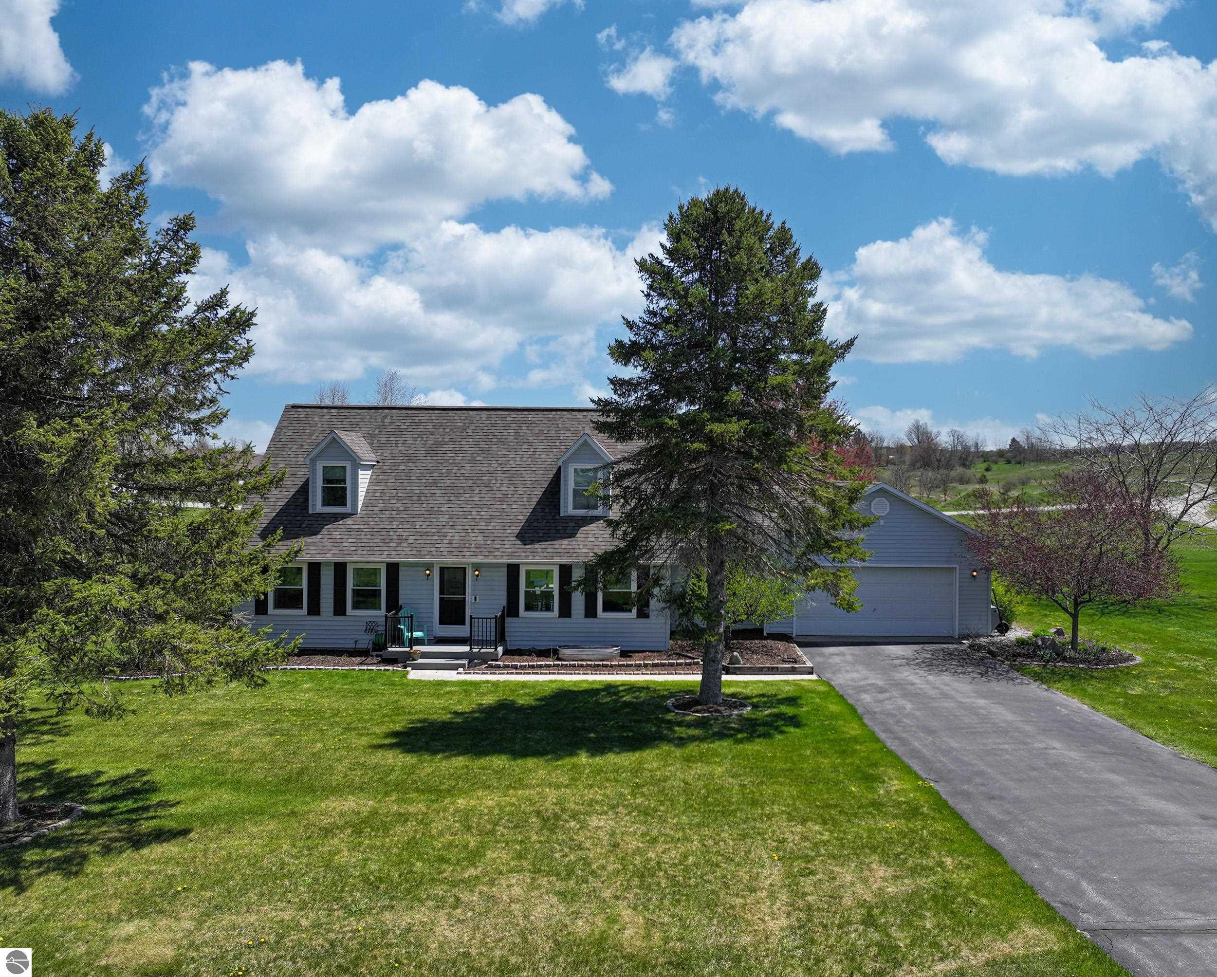 1376 Farmington Drive