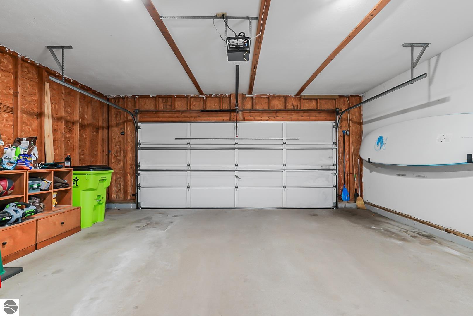 1376 Farmington Drive