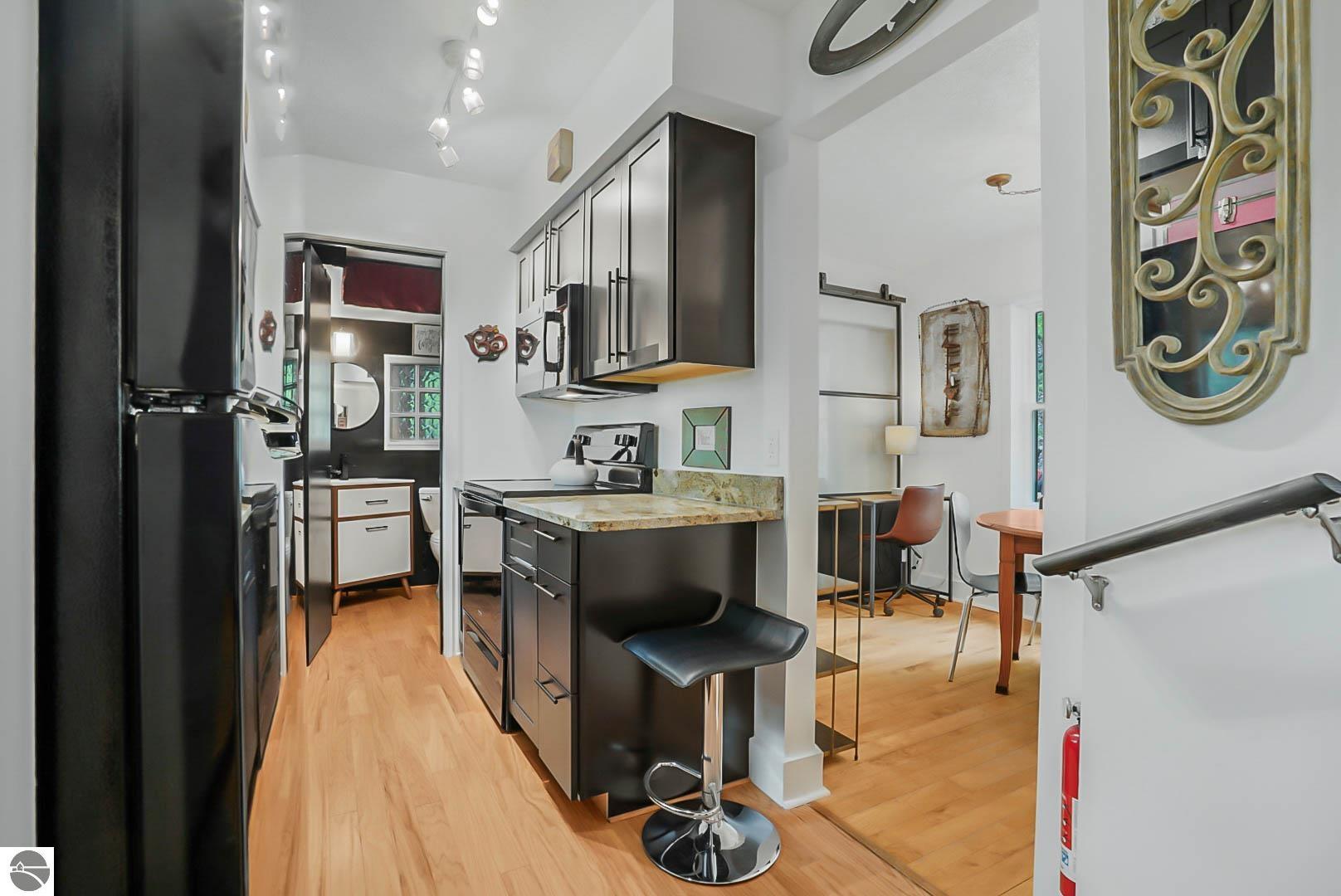 10092 S Elm Street