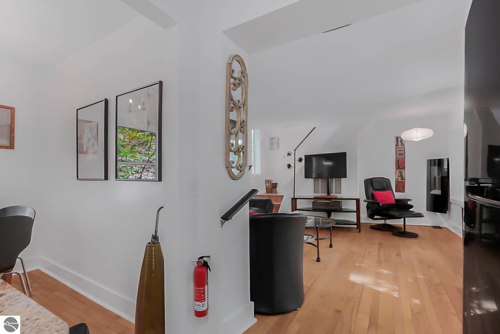 10092 S Elm Street