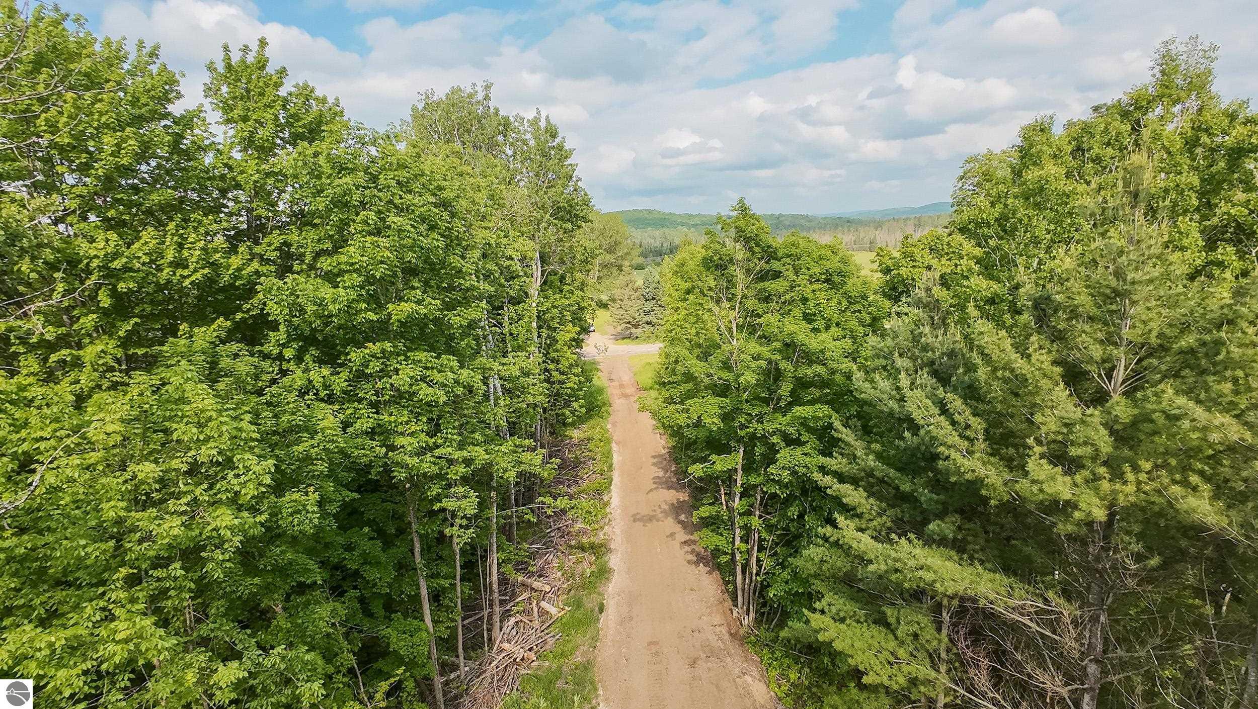 891 N Skinkle Road