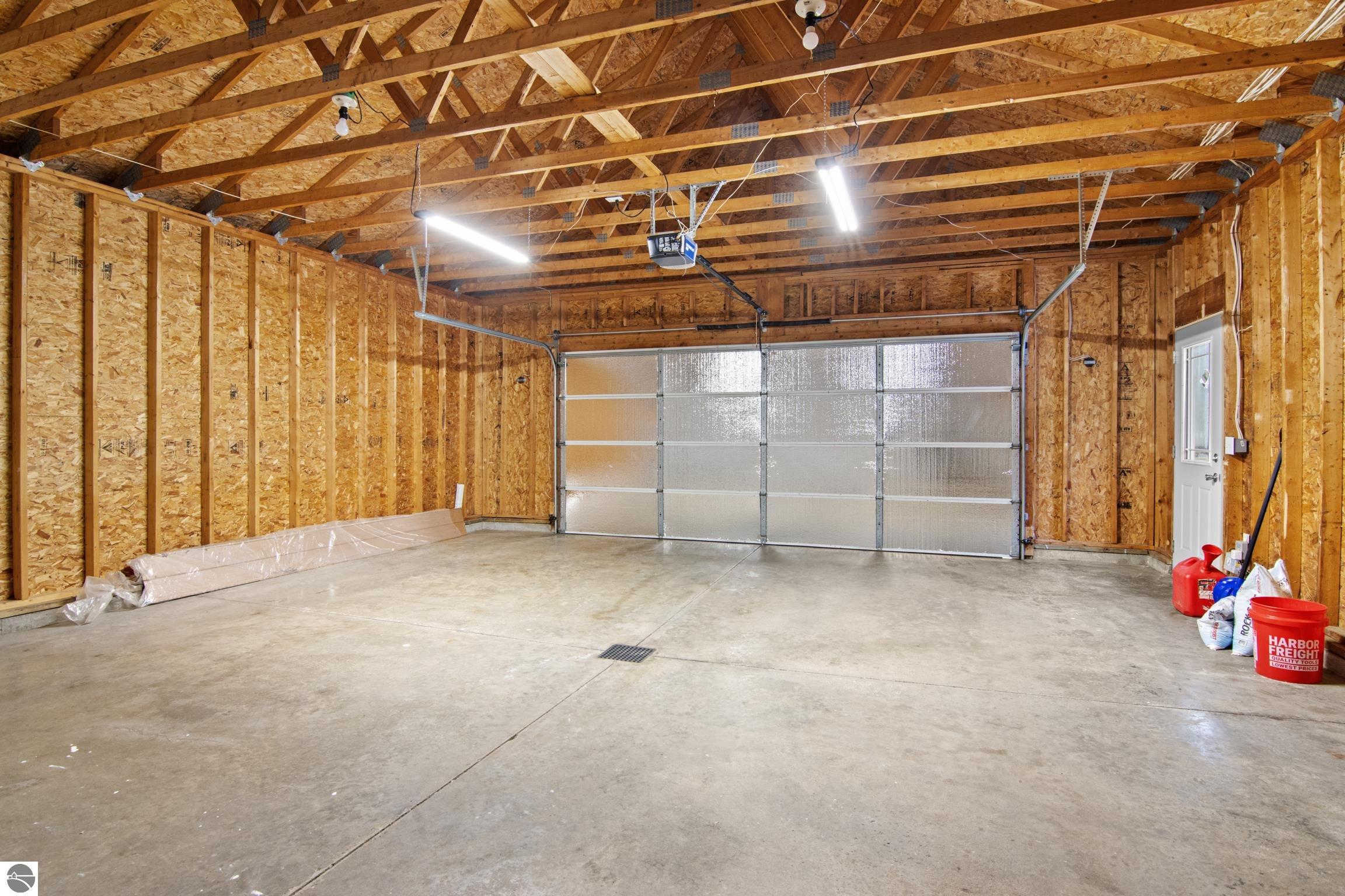 851 South Creek Court