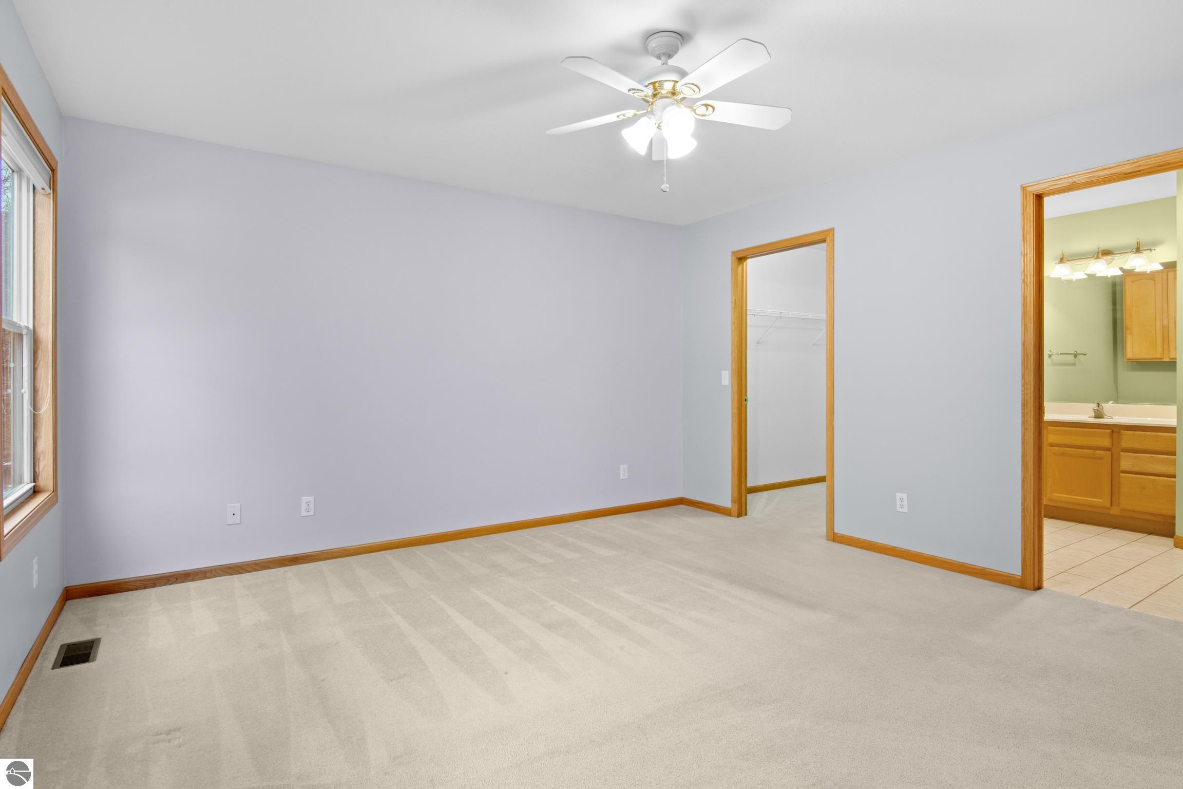851 South Creek Court