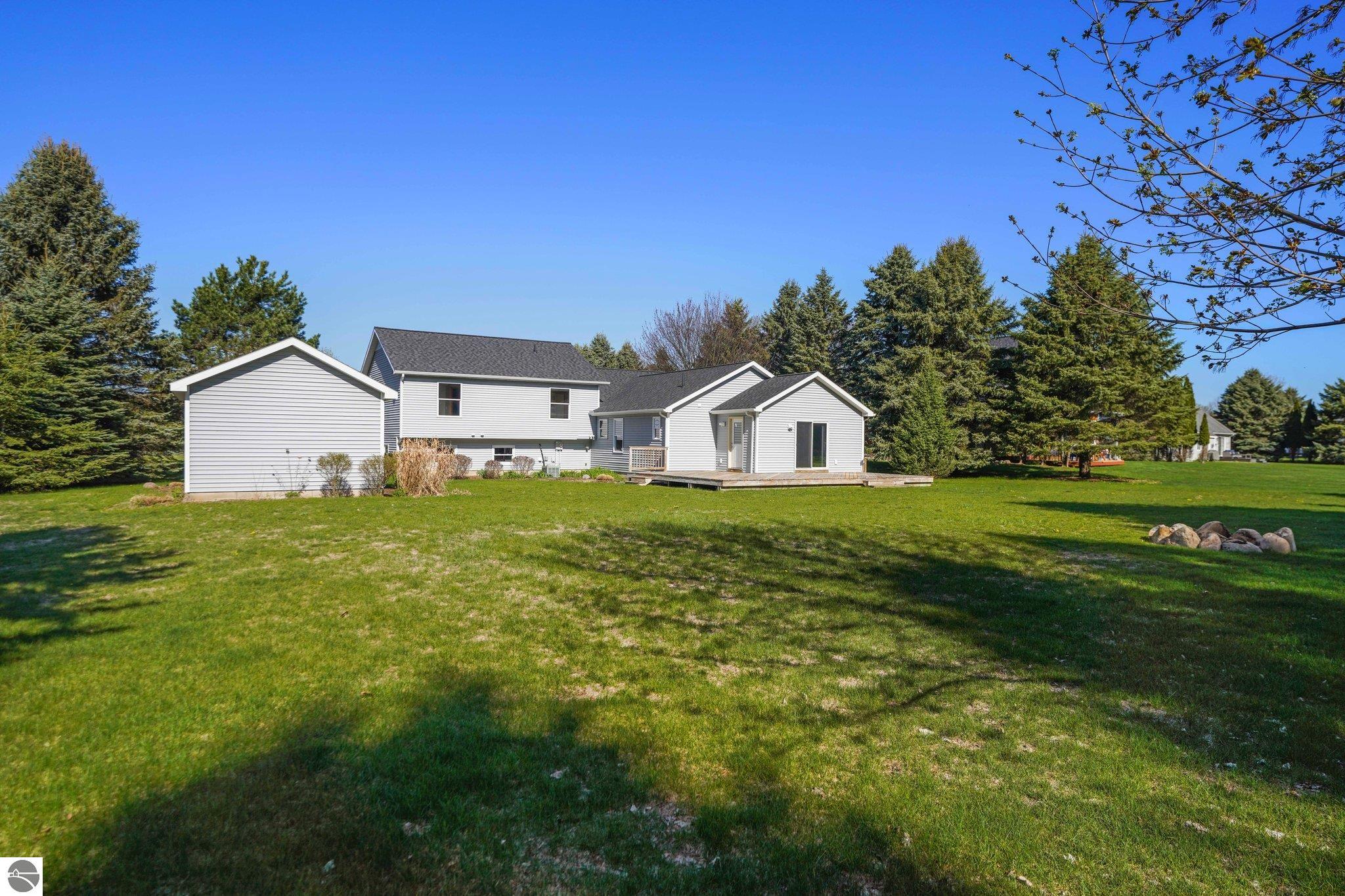 851 South Creek Court