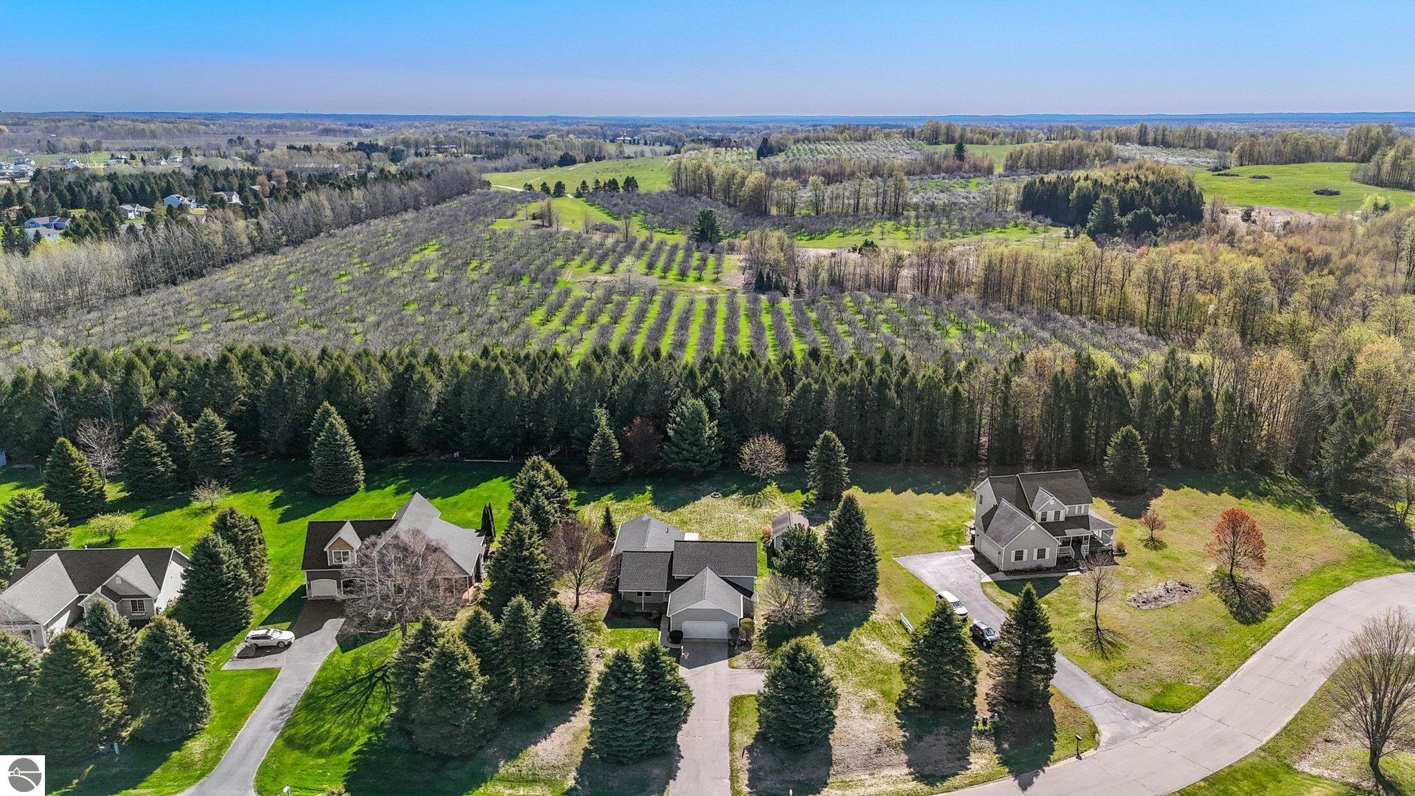 851 South Creek Court