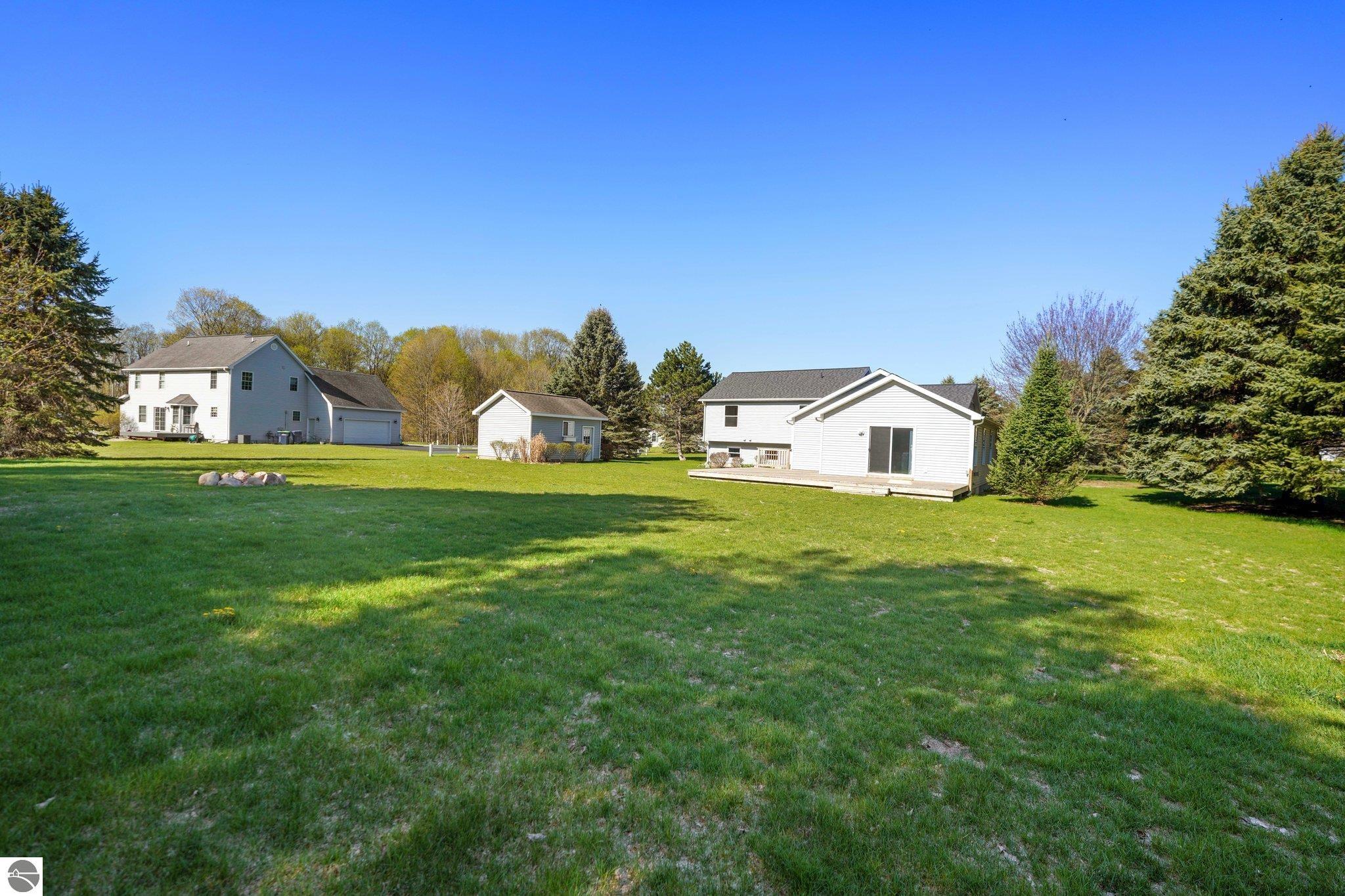 851 South Creek Court