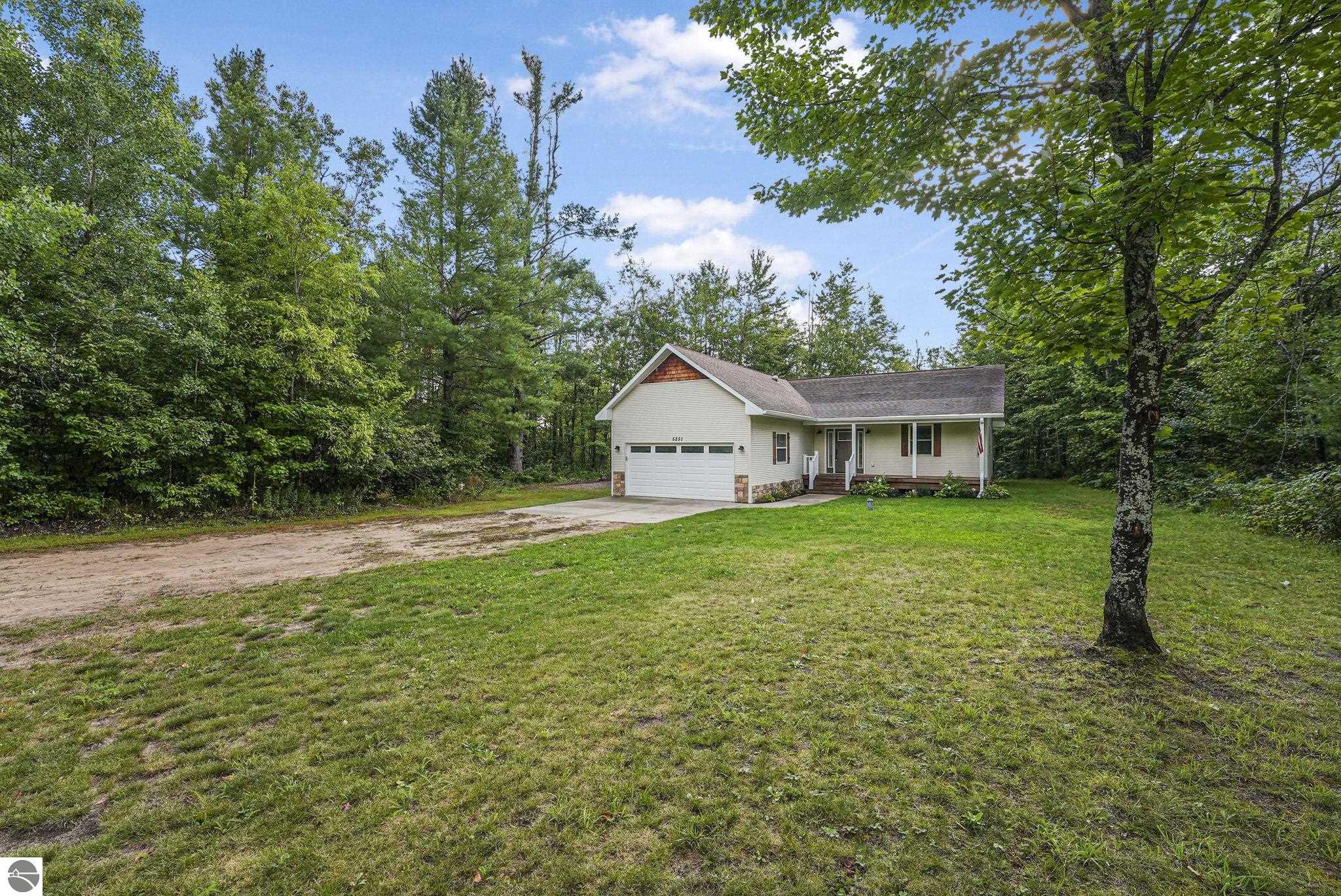 5251 Pinecrest Drive