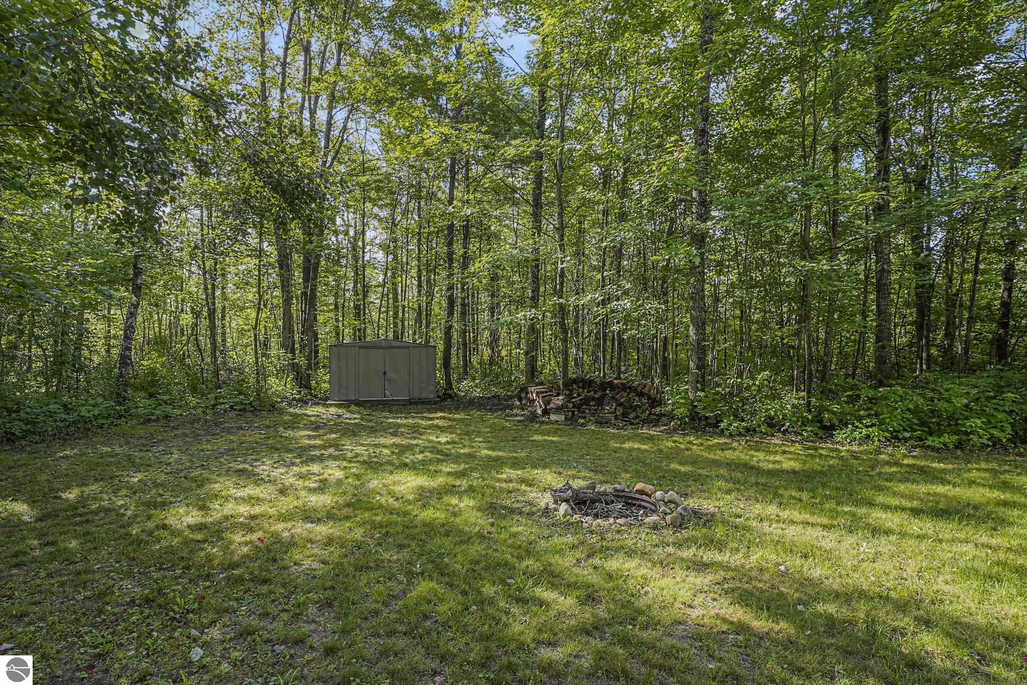 5251 Pinecrest Drive