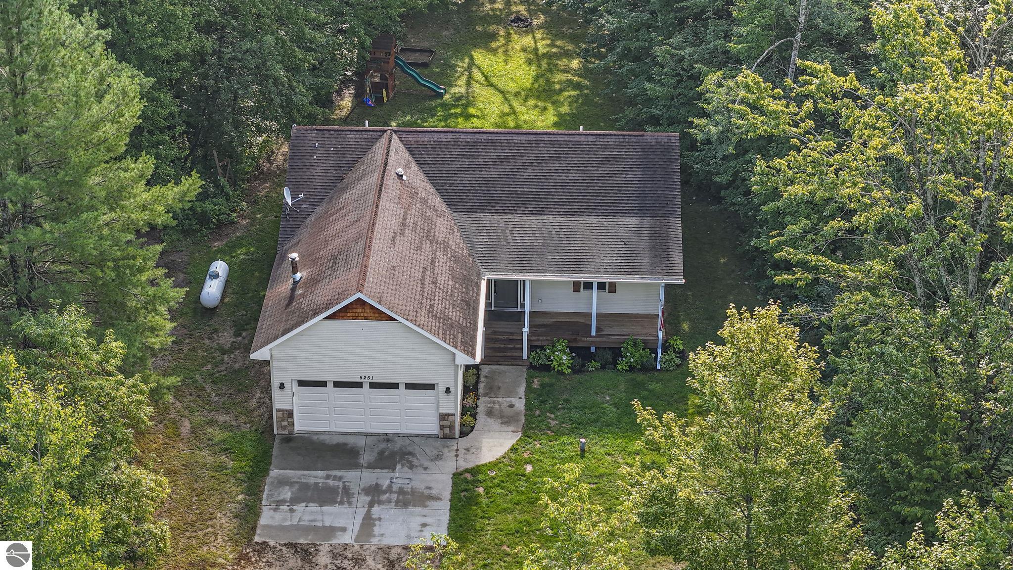 5251 Pinecrest Drive